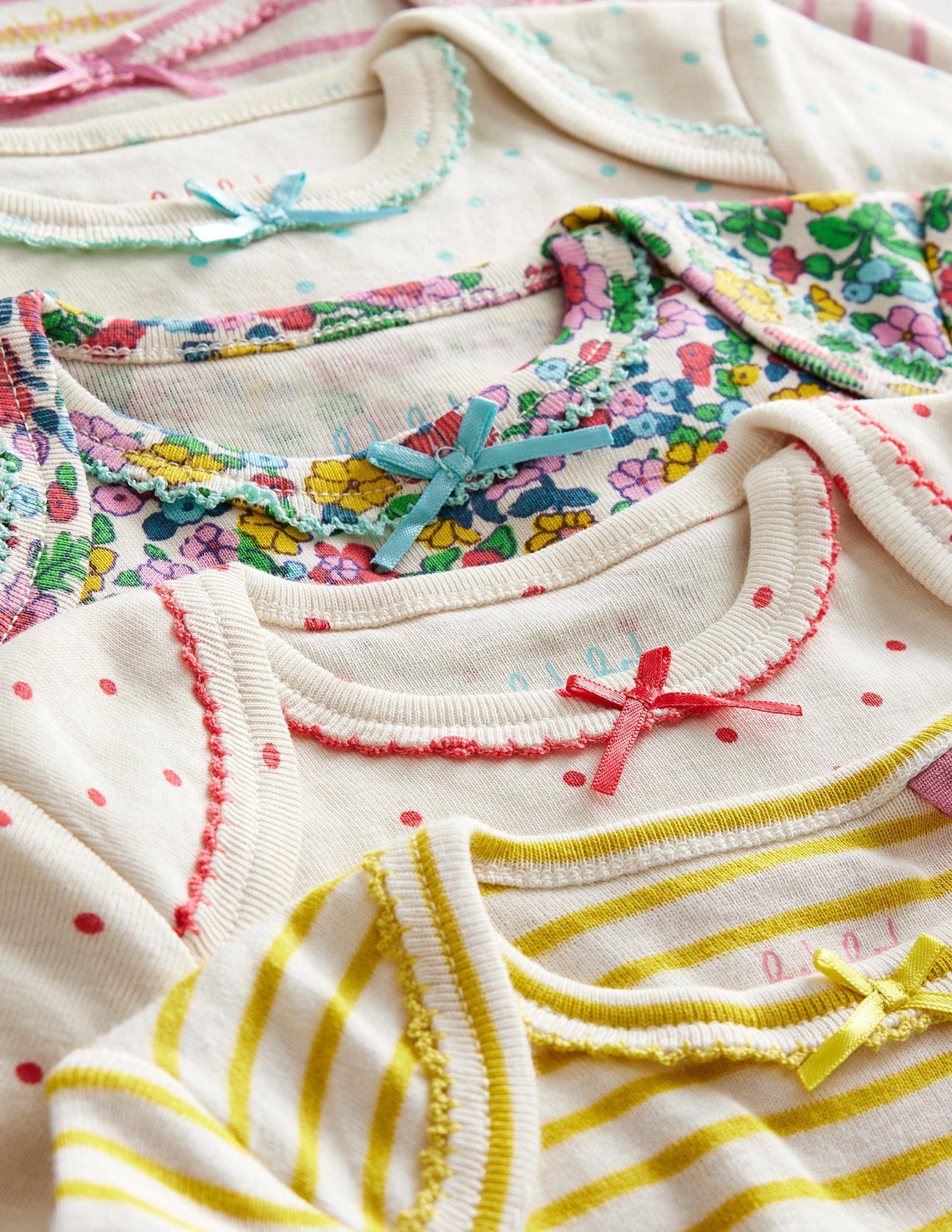 Blumige Bodys im 5er-Pack-Bunt, Vintage-Blumenbeet-3