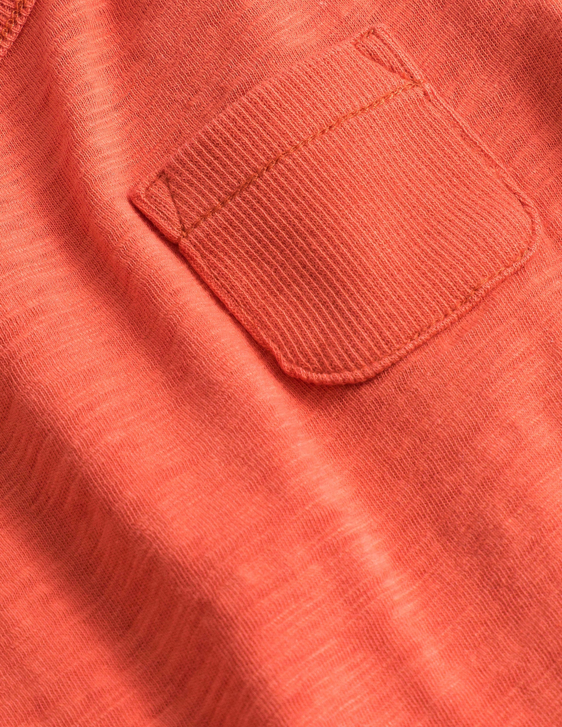 T-shirt teint en pièce et certifié GOTS-Rouge confiture-3