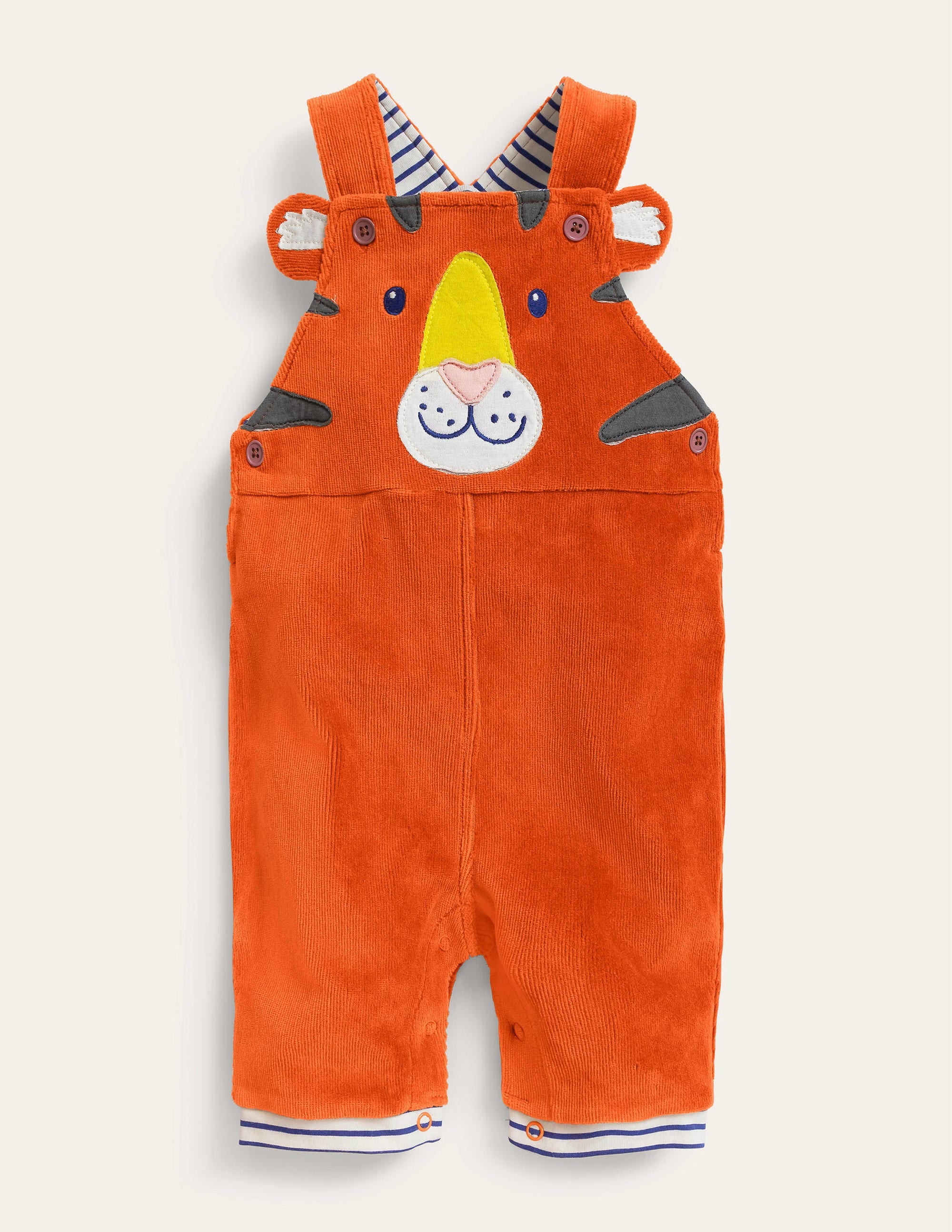 Latzhose mit Applikation-Herbstliches Ahornbraun, Tigerapplikation - Image 1