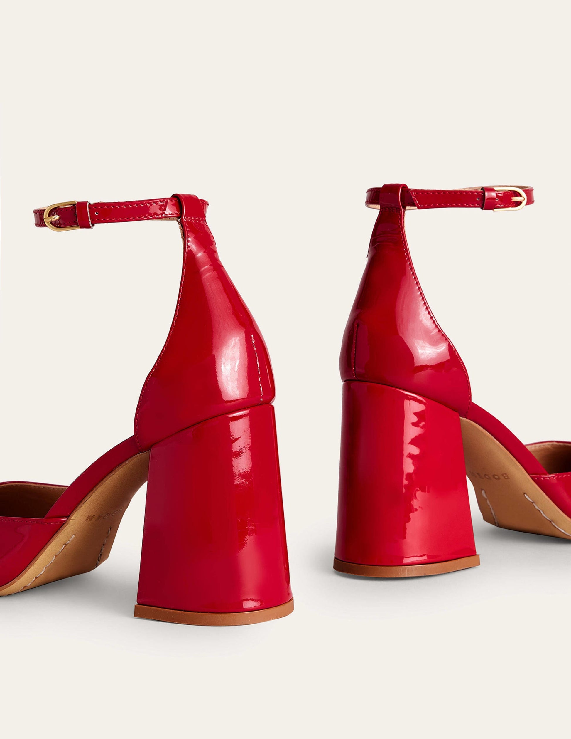 Pumps aus Lackleder-Pepperoni Lack-5