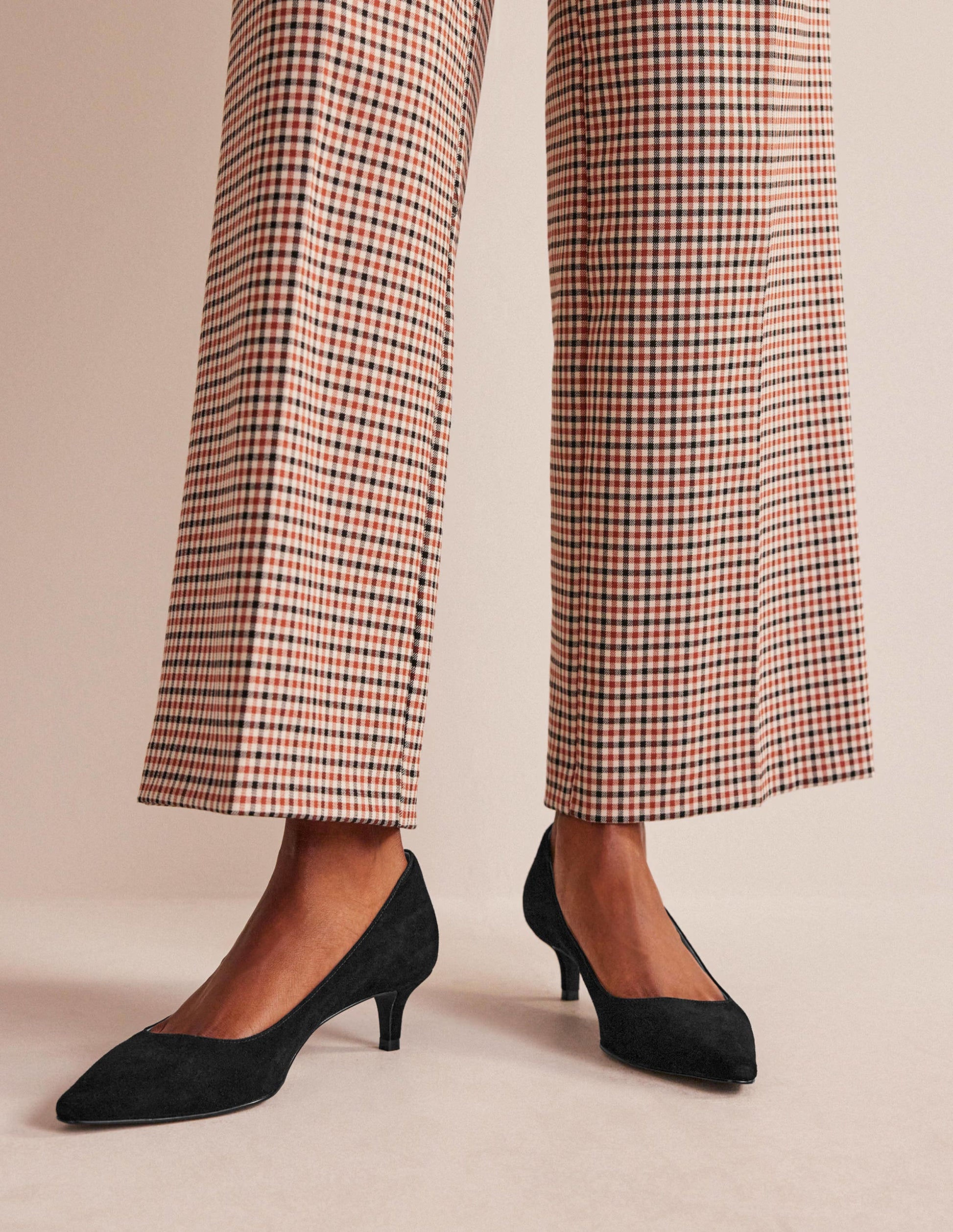 Lara Low-Heeled Court Shoes-Black-1