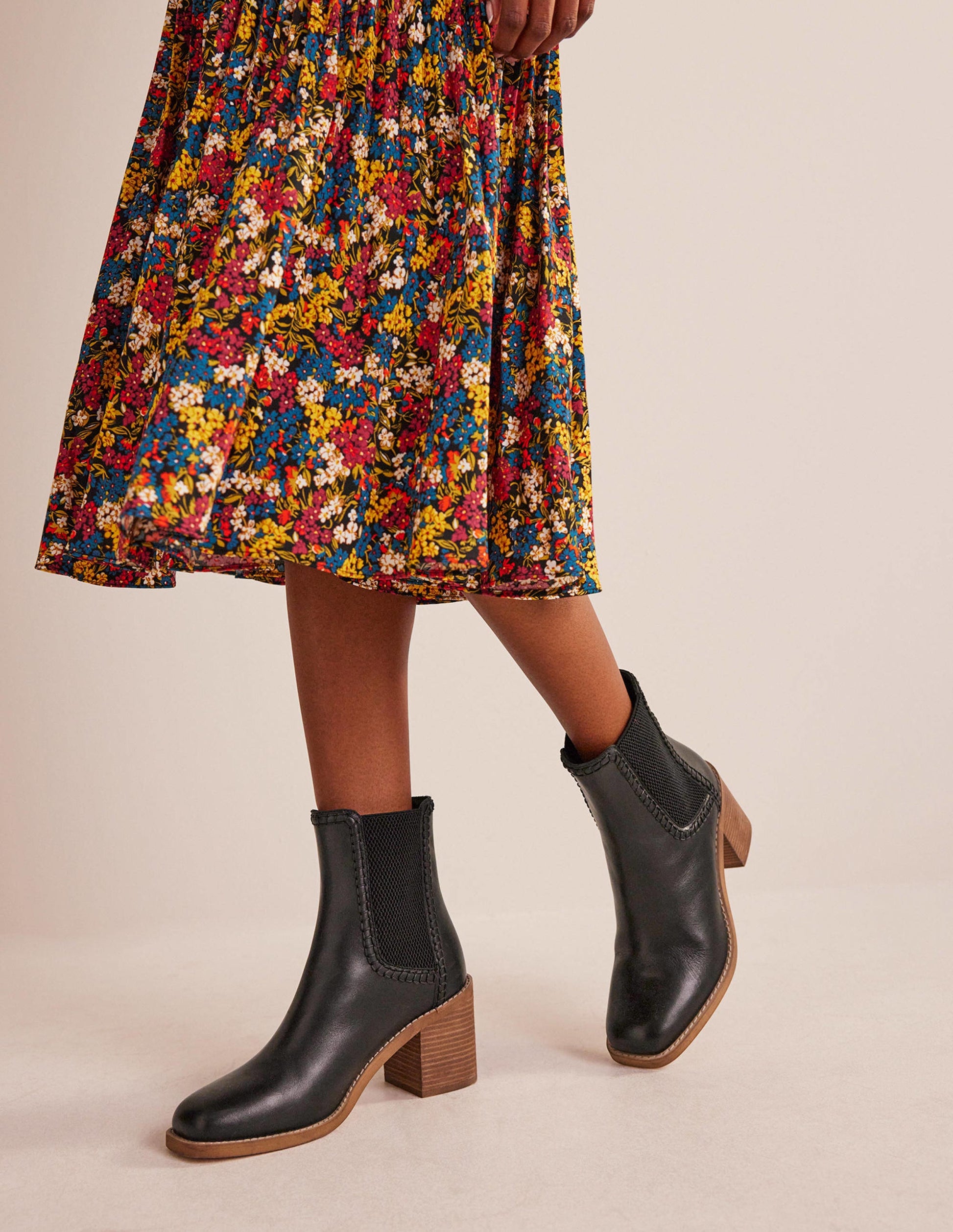 Bottines Chelsea à talons carrés-Noir-1