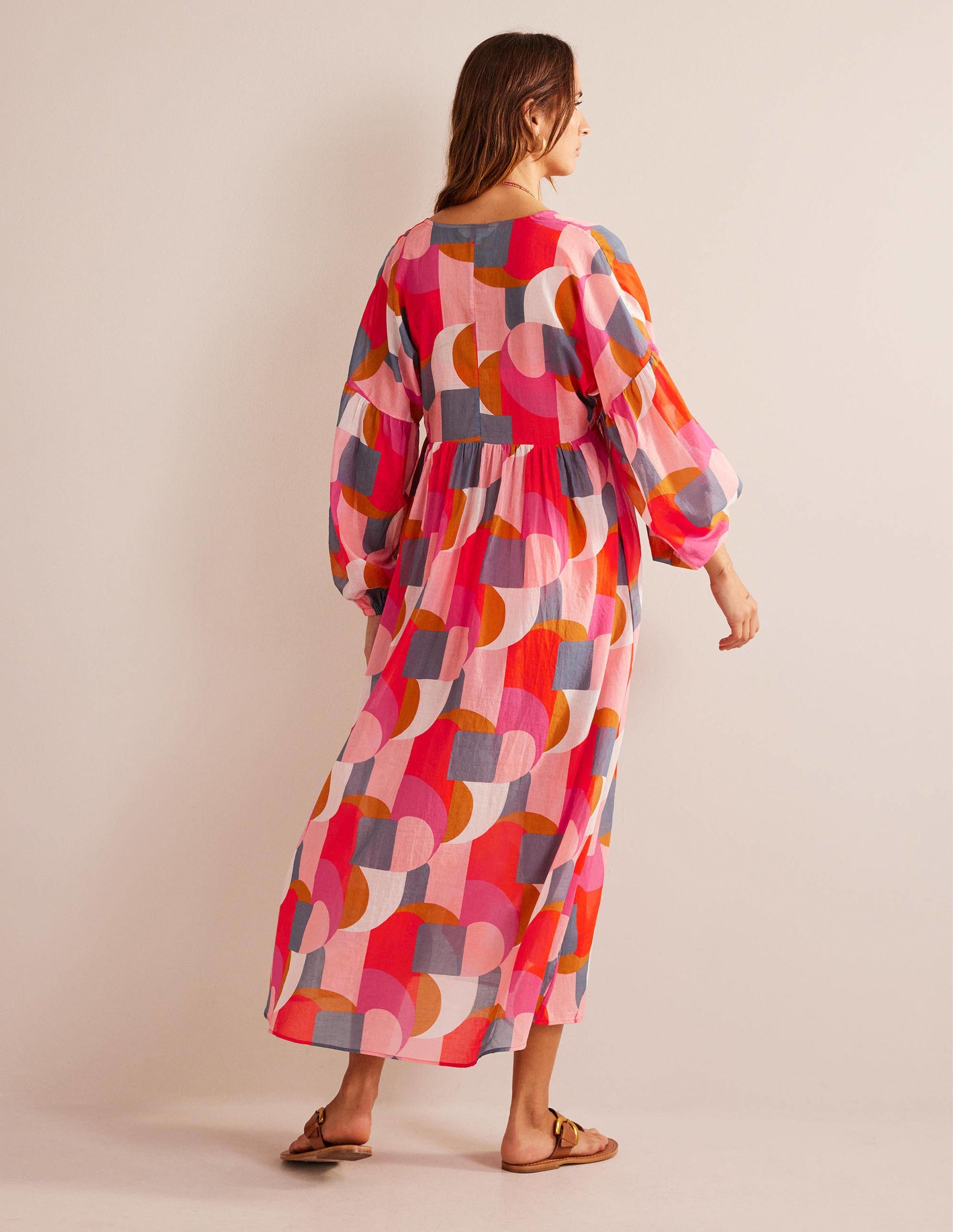 Robe longue Sarah façon caftan-Rose festival, motif Geometric Swirl-6