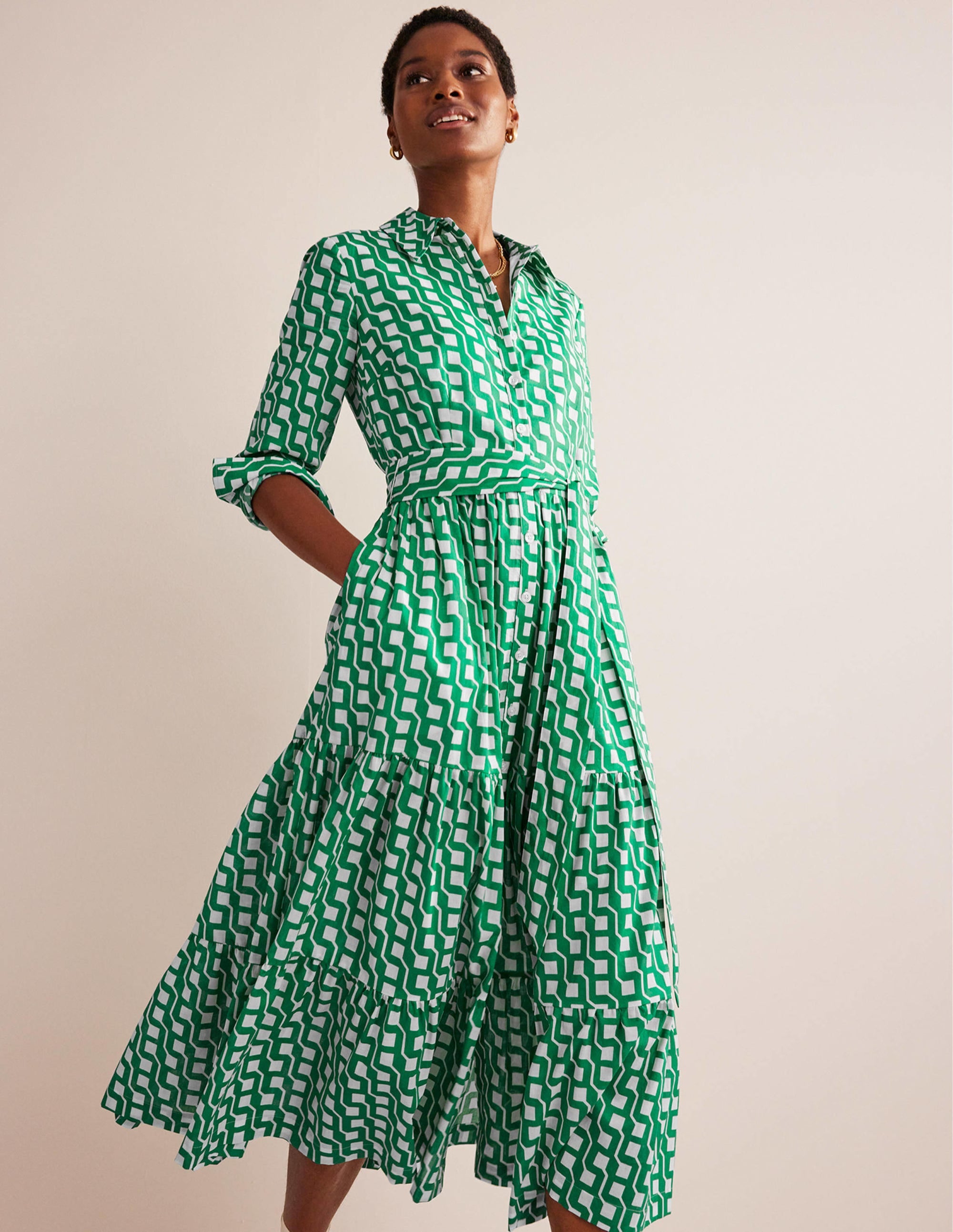 Robe-chemise midi Flo en coton-Émeraude vif, motif Cube Geo - Image 4