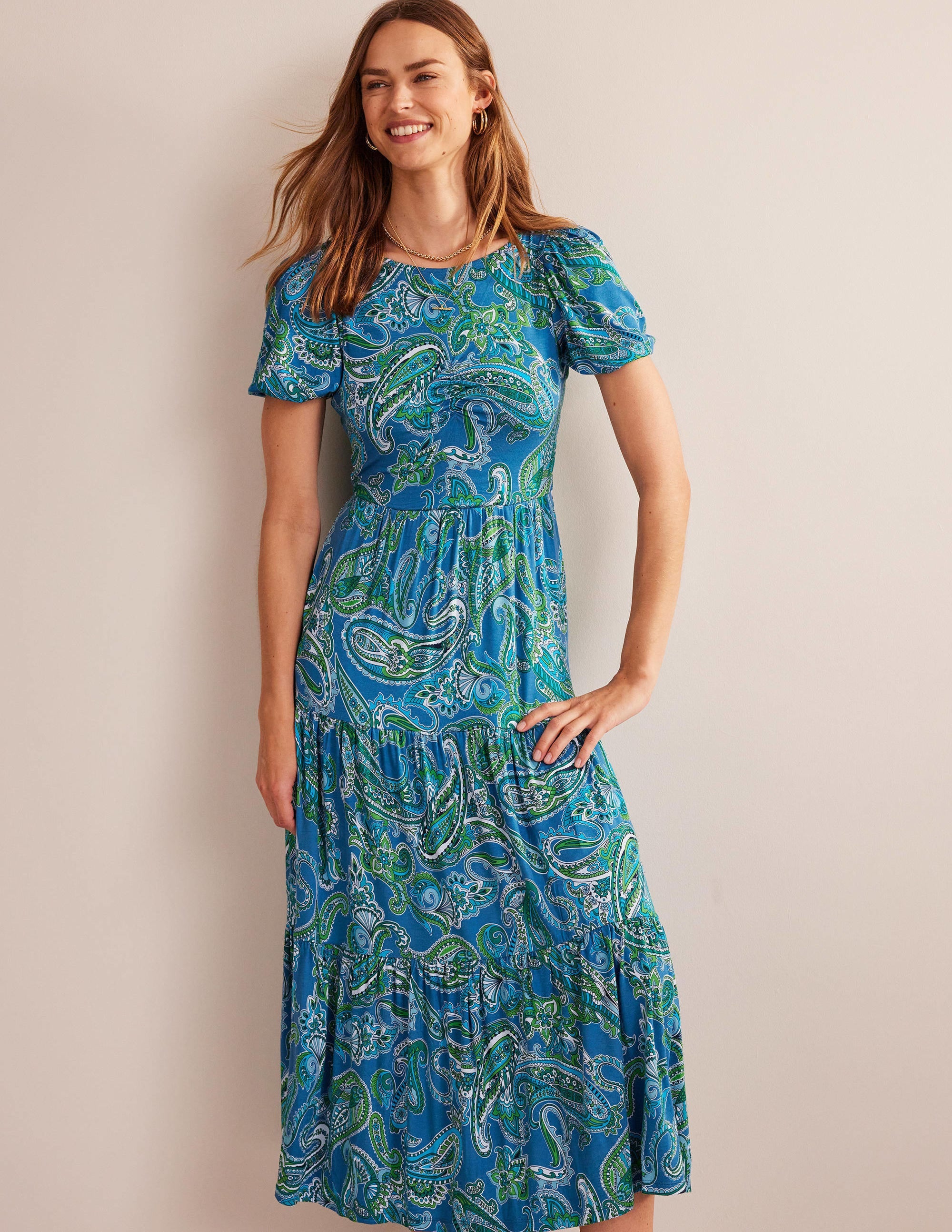 Gestuftes Maxikleid mit offenem Rücken-Ägäisches Blau, Paradise Pop - Image 1