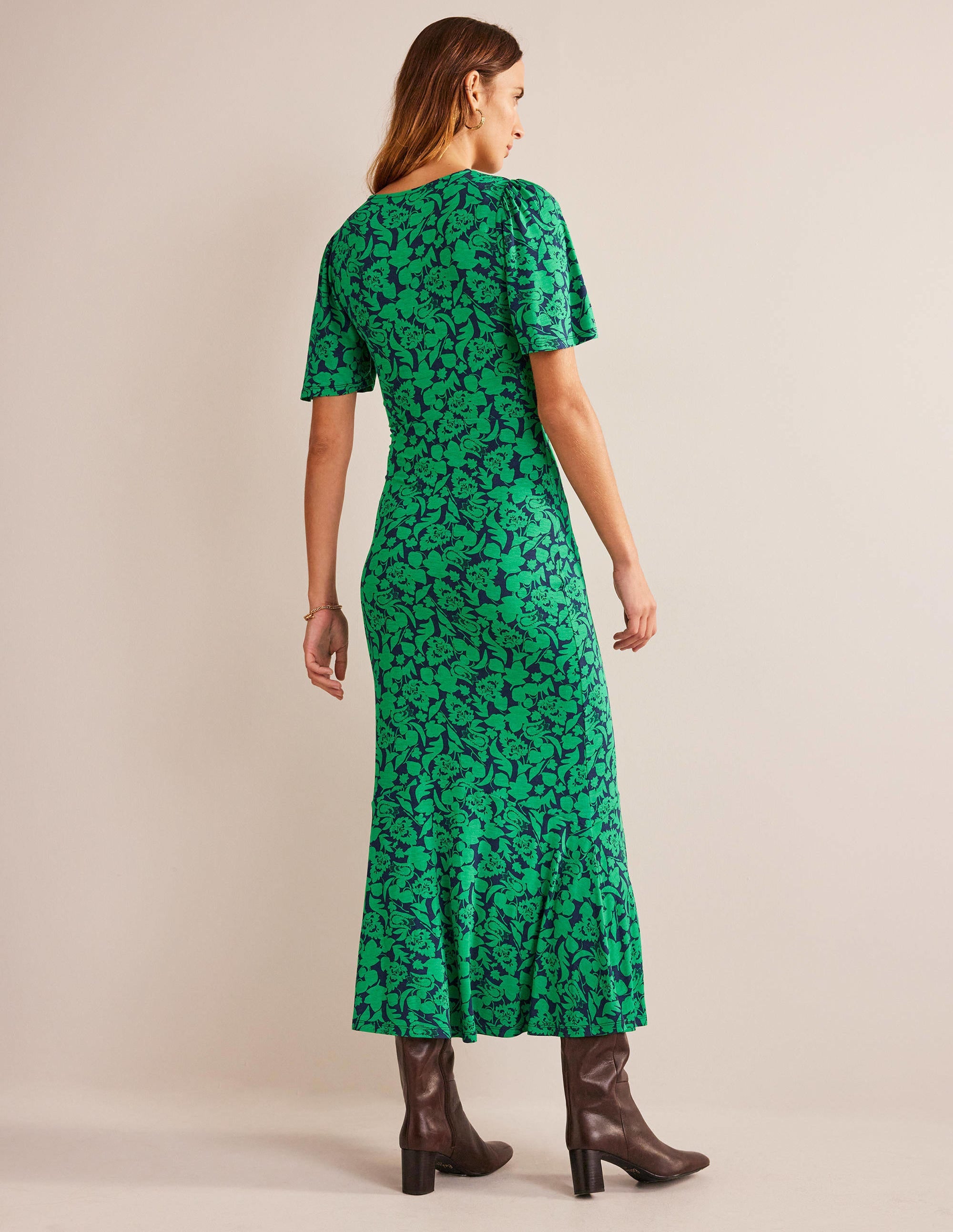 Robe style 40s à taille empire et dos torsadé-Vert prairie, motif Tulip Bloom - Image 3