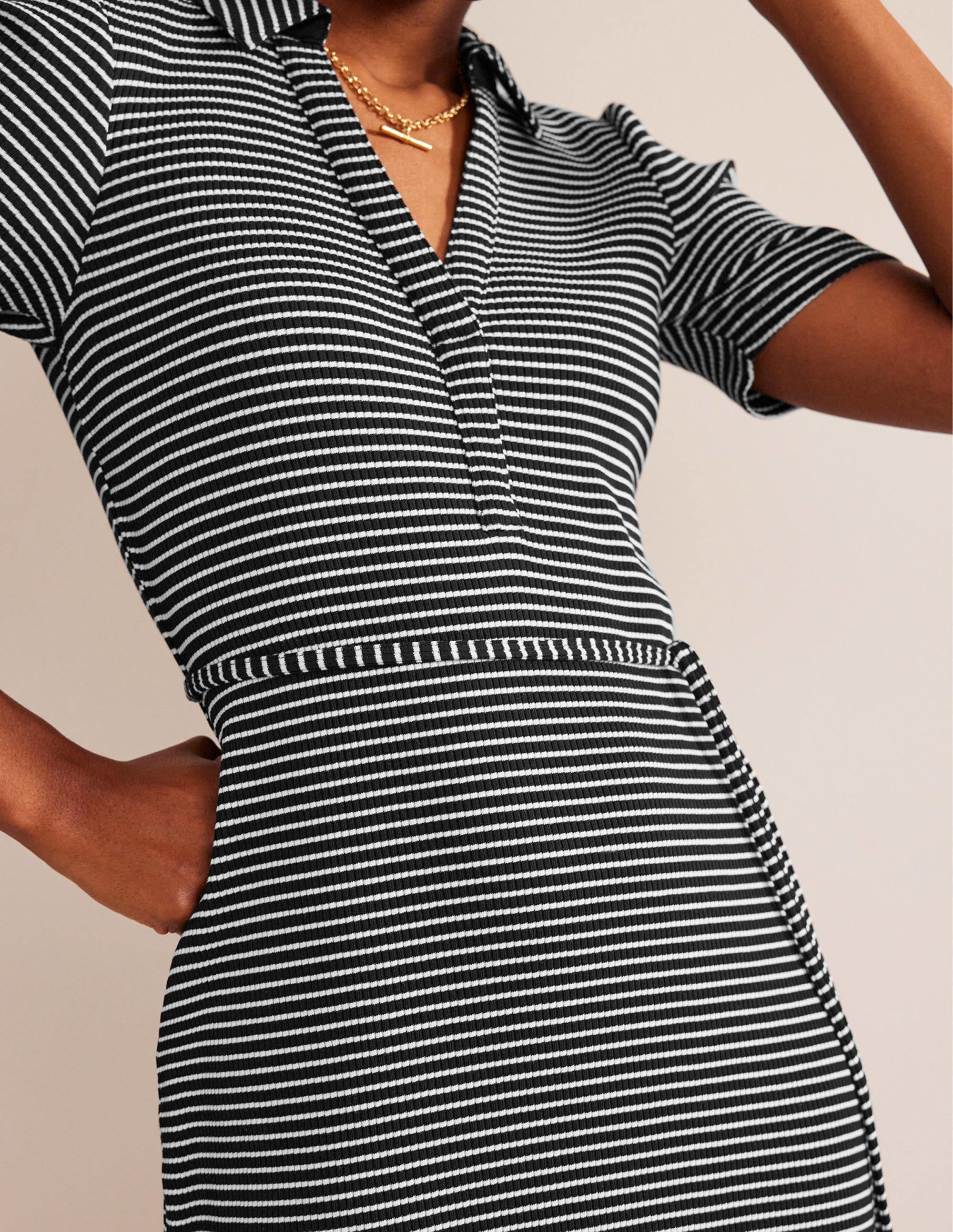 Henley Hemdblusenkleid-Schwarz, Naturweiß Gestreift - Image 3