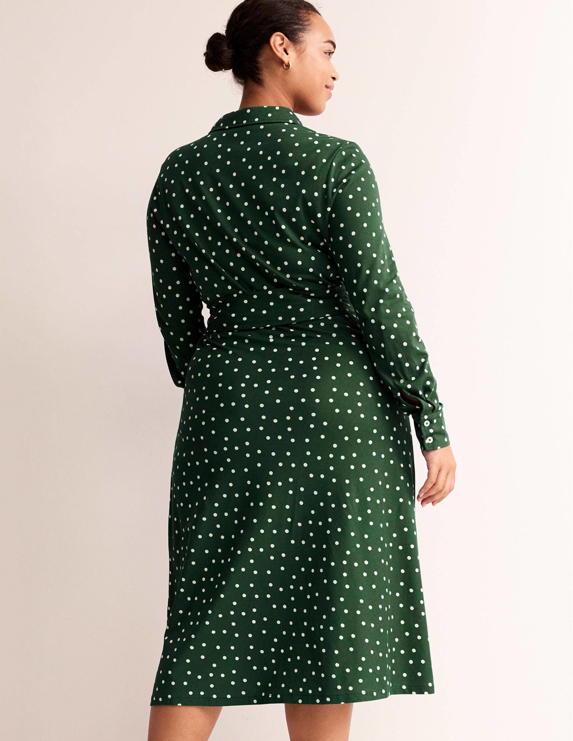 Laura Midi-Hemdblusenkleid aus Jersey-Dunkles Smaragdgrün, Spaced Dot-8