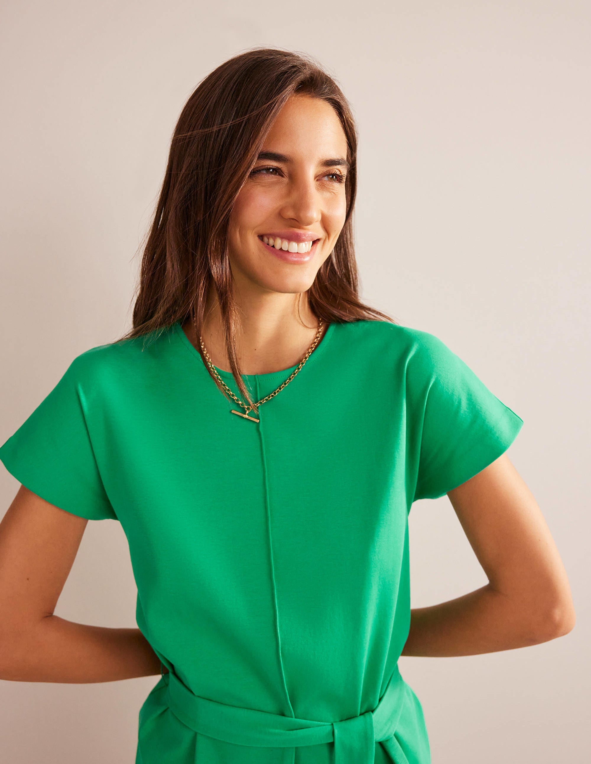 Tara T-Shirt-Kleid aus Jersey-Wiesengrün - Image 2