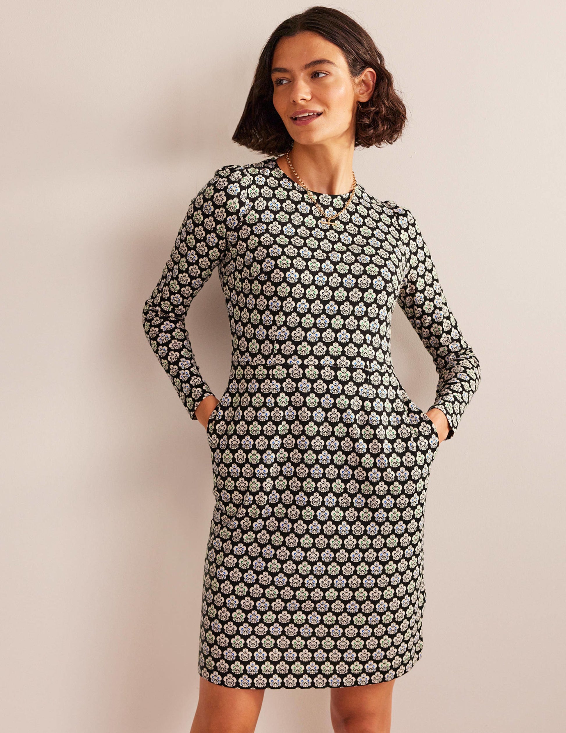 Penelope Jersey-Kleid-Schwarz, Nelkenabdruck-4