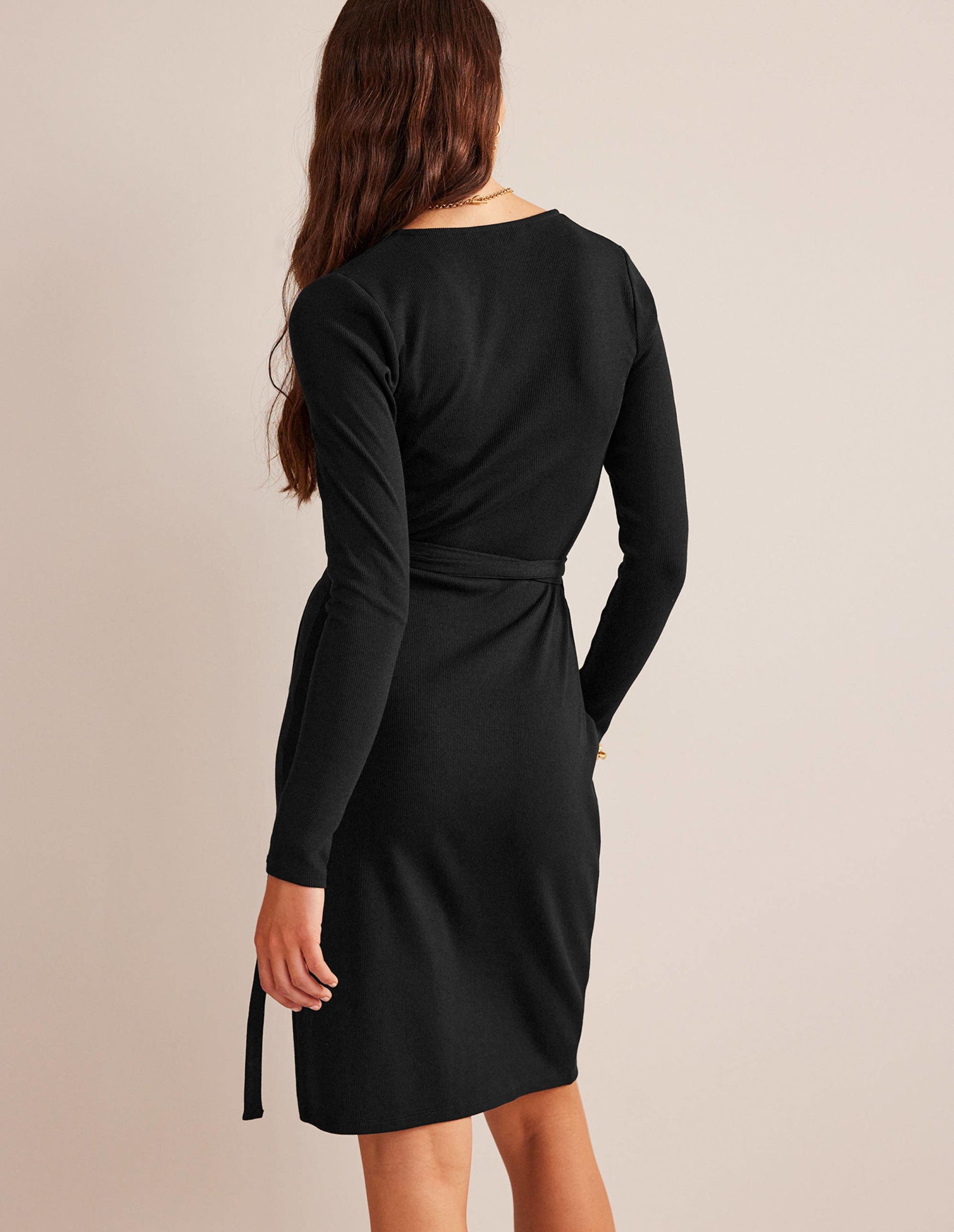 Wickelkleid aus Rippstrick-Jersey-Schwarz-3