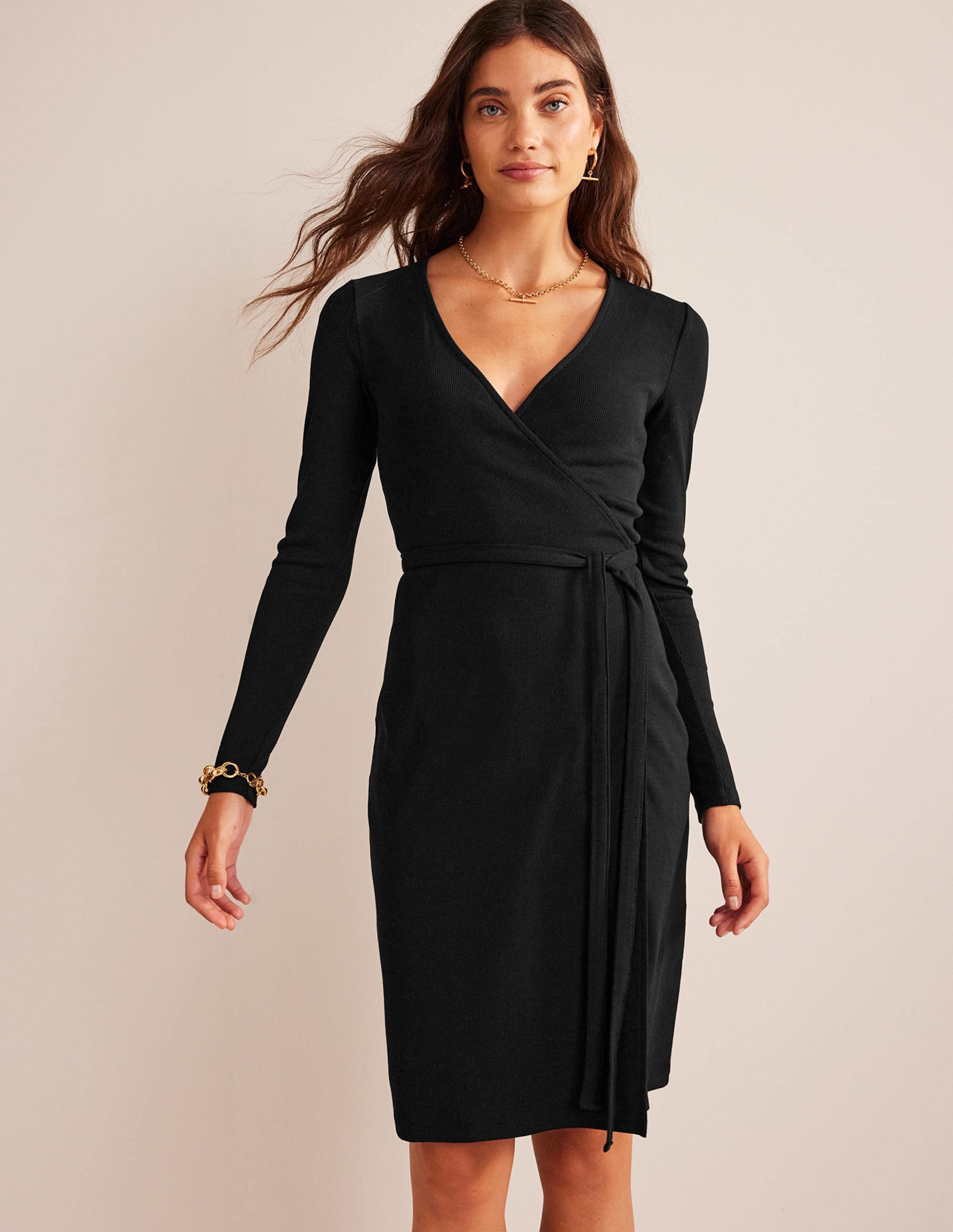Wickelkleid aus Rippstrick-Jersey-Schwarz - Image 4