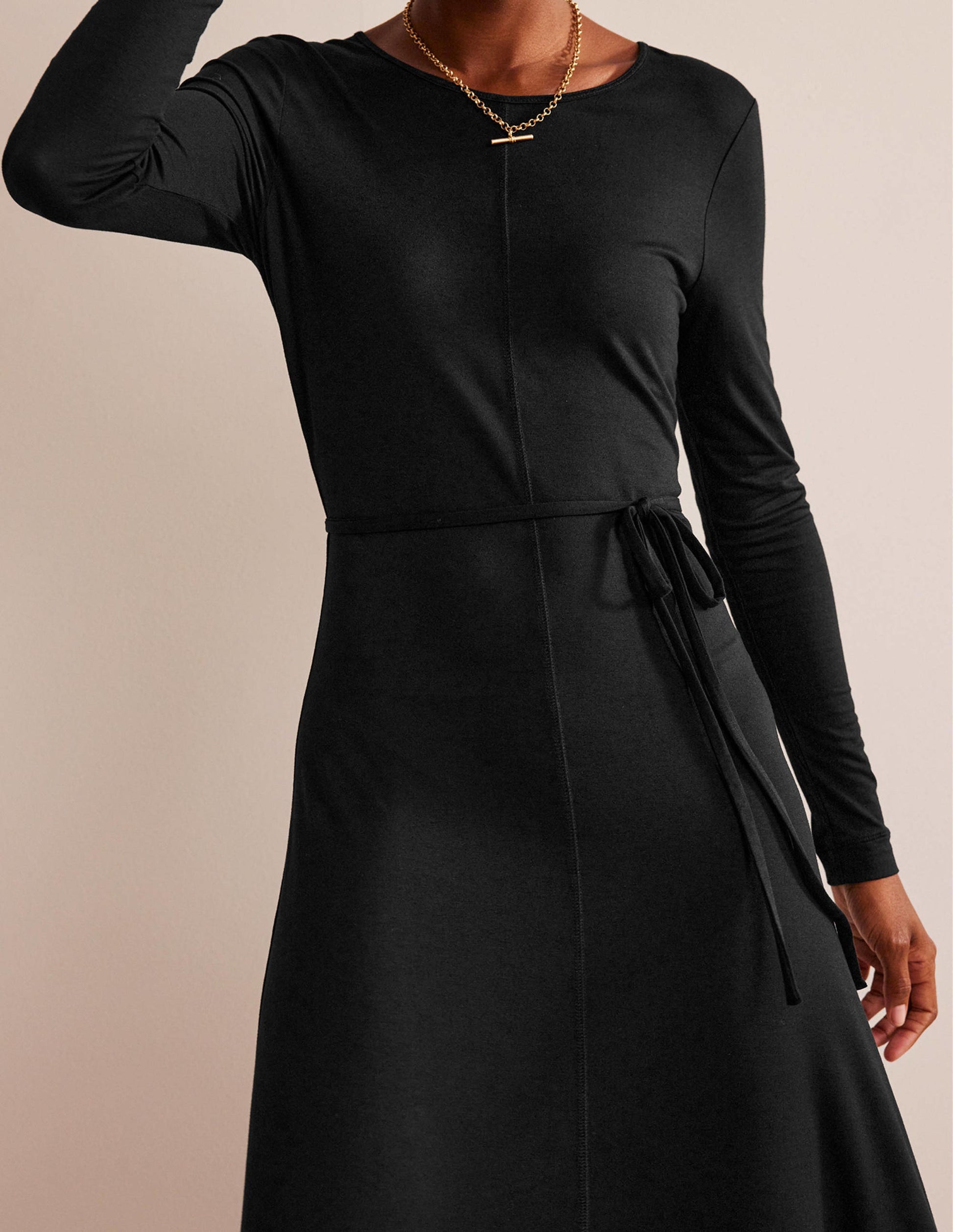 Lucy Jersey-Midikleid-Schwarz-4