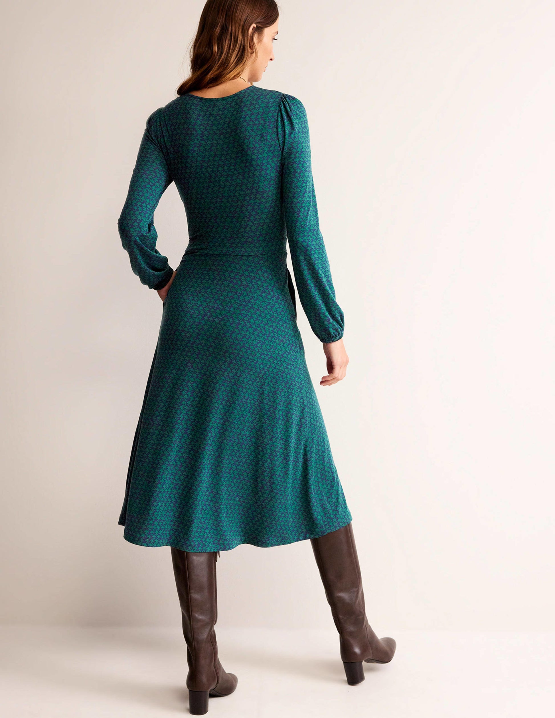 Camille Midikleid aus Jersey-Dunkles Smaragdgrün, Lilienzweig-3