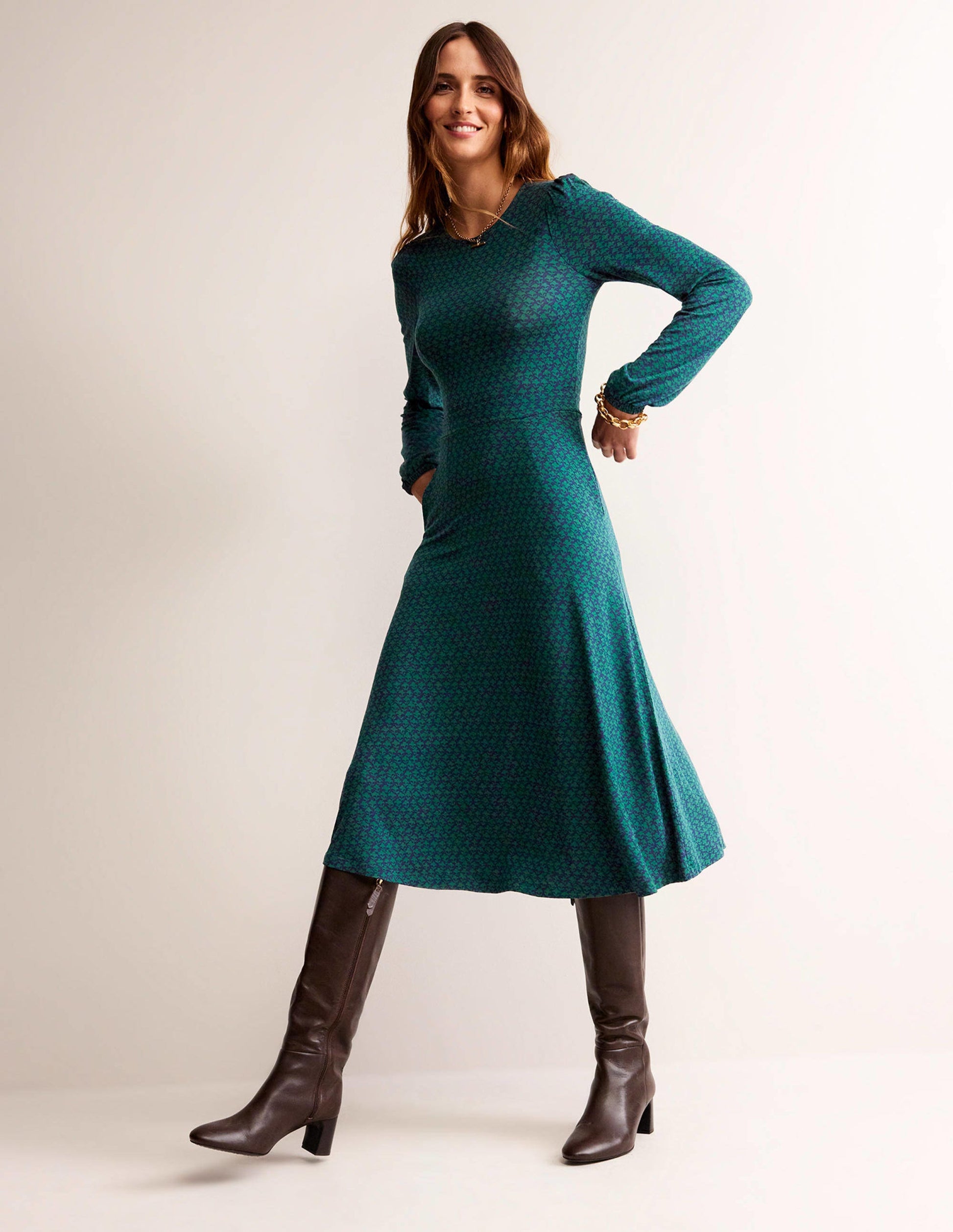 Camille Midikleid aus Jersey-Dunkles Smaragdgrün, Lilienzweig-4
