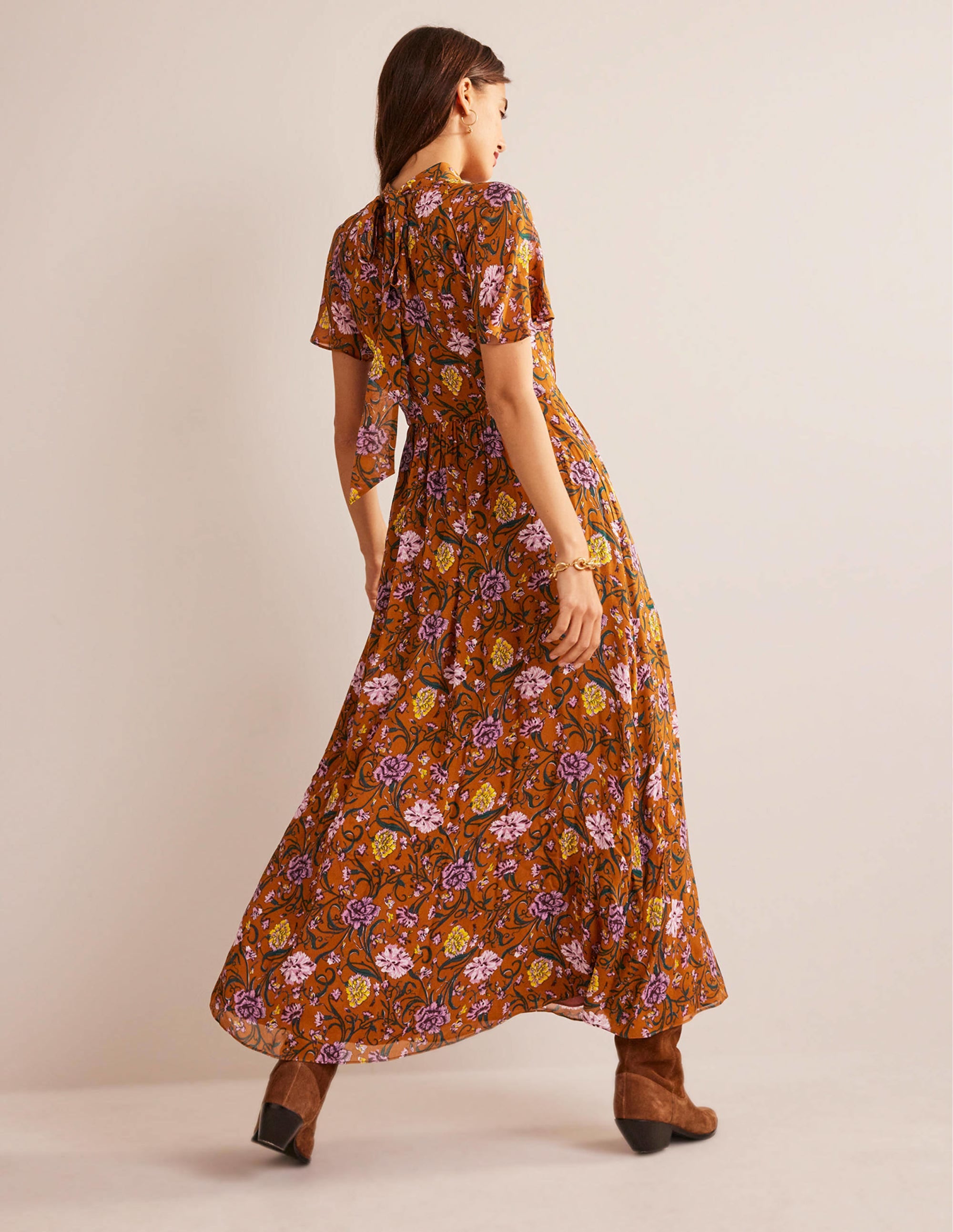Robe midi froncée & nouée dans le dos-Citrouille, motif Freesia - Image 3