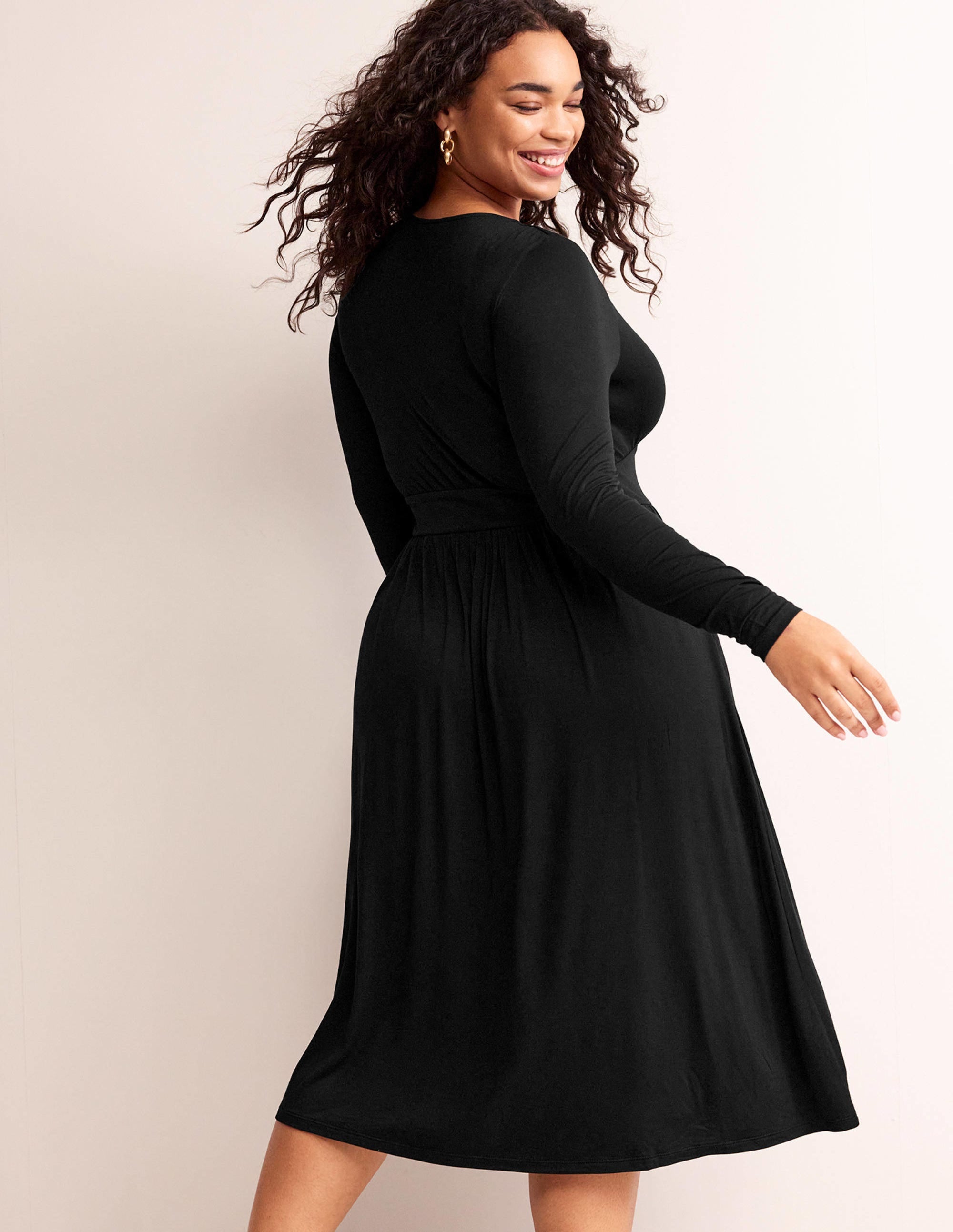 Thea Jersey-Midikleid mit langen Ärmeln-Schwarz - Image 6
