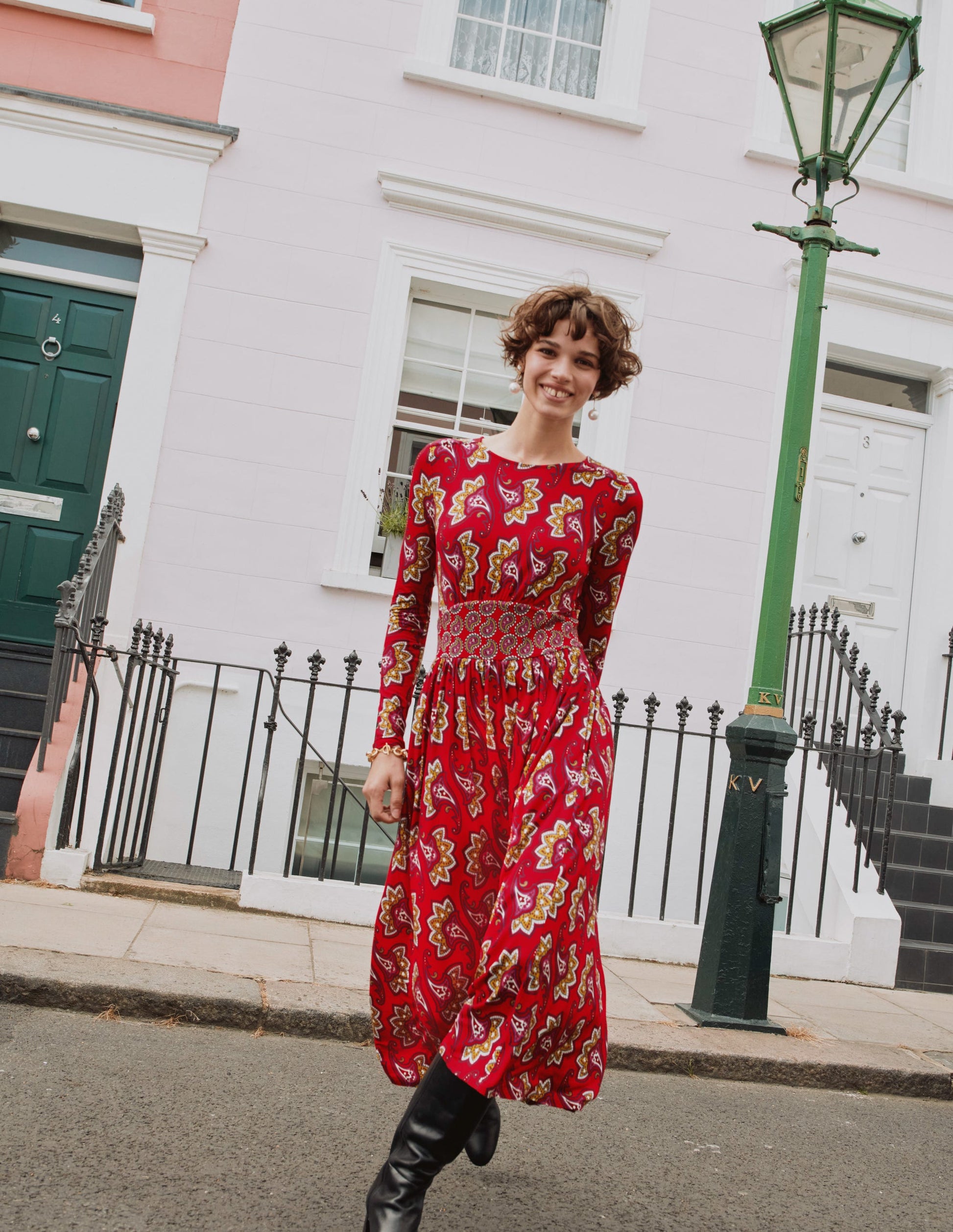 Thea Jersey-Midikleid mit langen Ärmeln-Rot, Paisley-Amaryllis-5