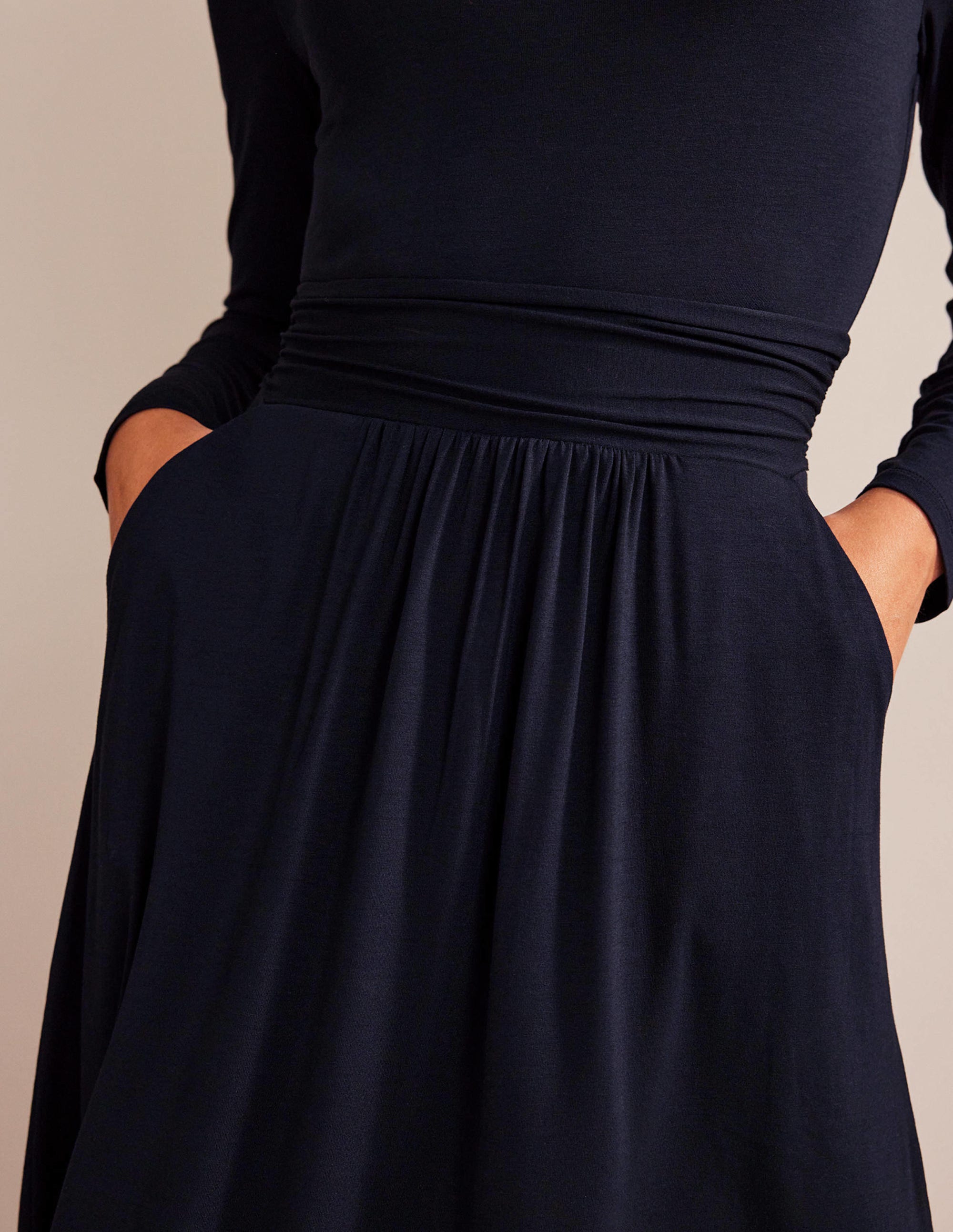 Robe Abigail en jersey-Bleu Marine, Petits Pois - Image 2