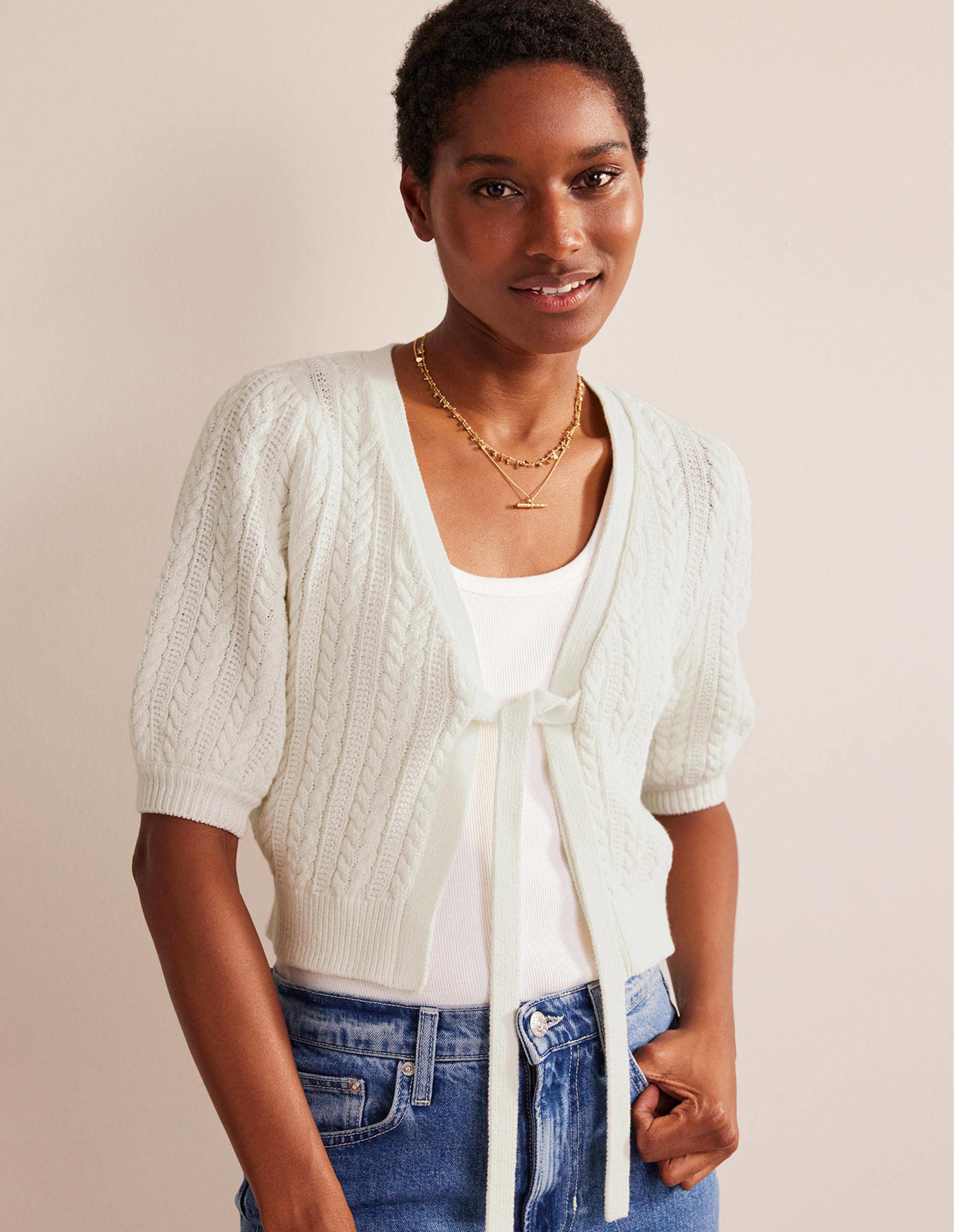 Verkürzte Strickjacke mit Schleife-Warmes Naturweiß - Image 1