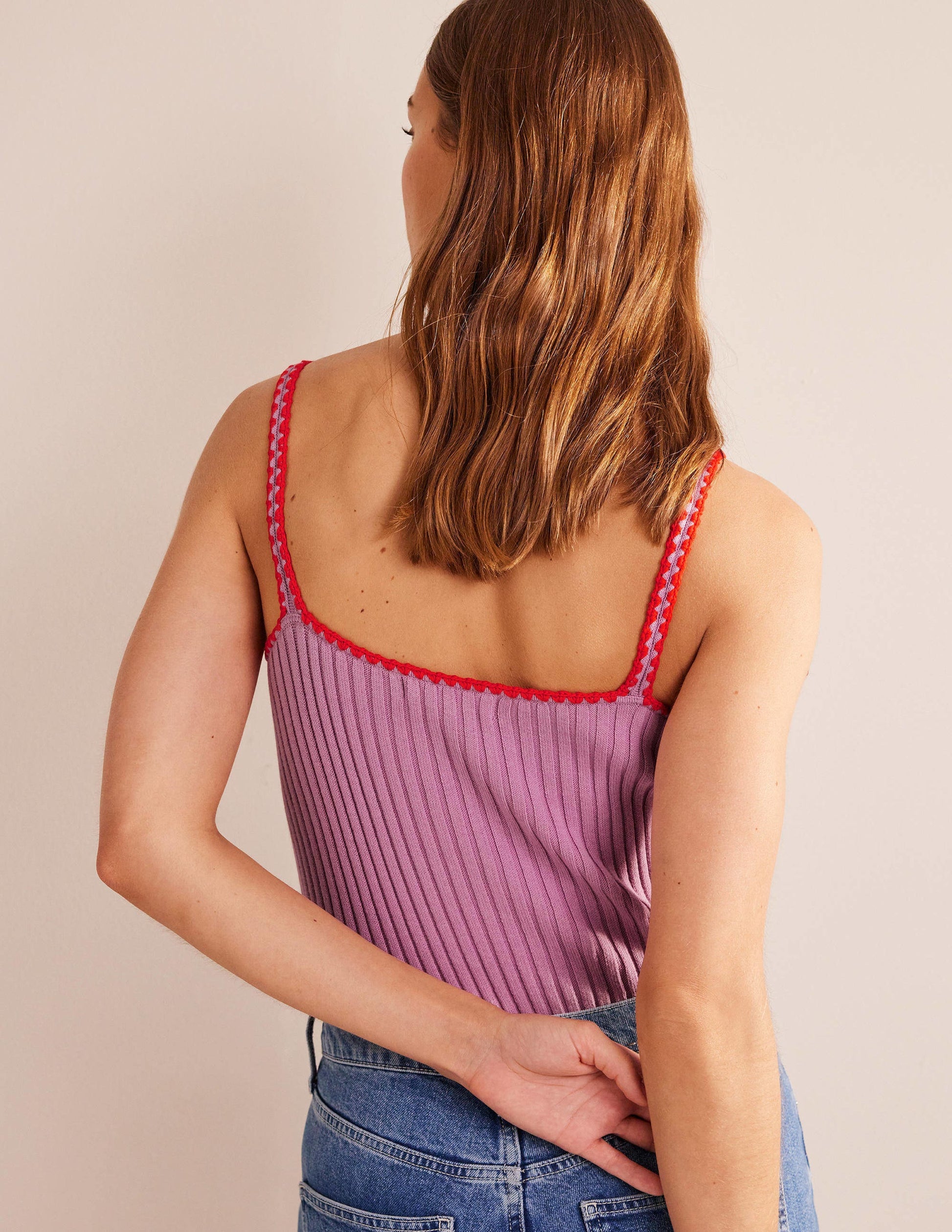 Verkürztes Stricktop mit Häkelrand-Sanfter Lavendel-3