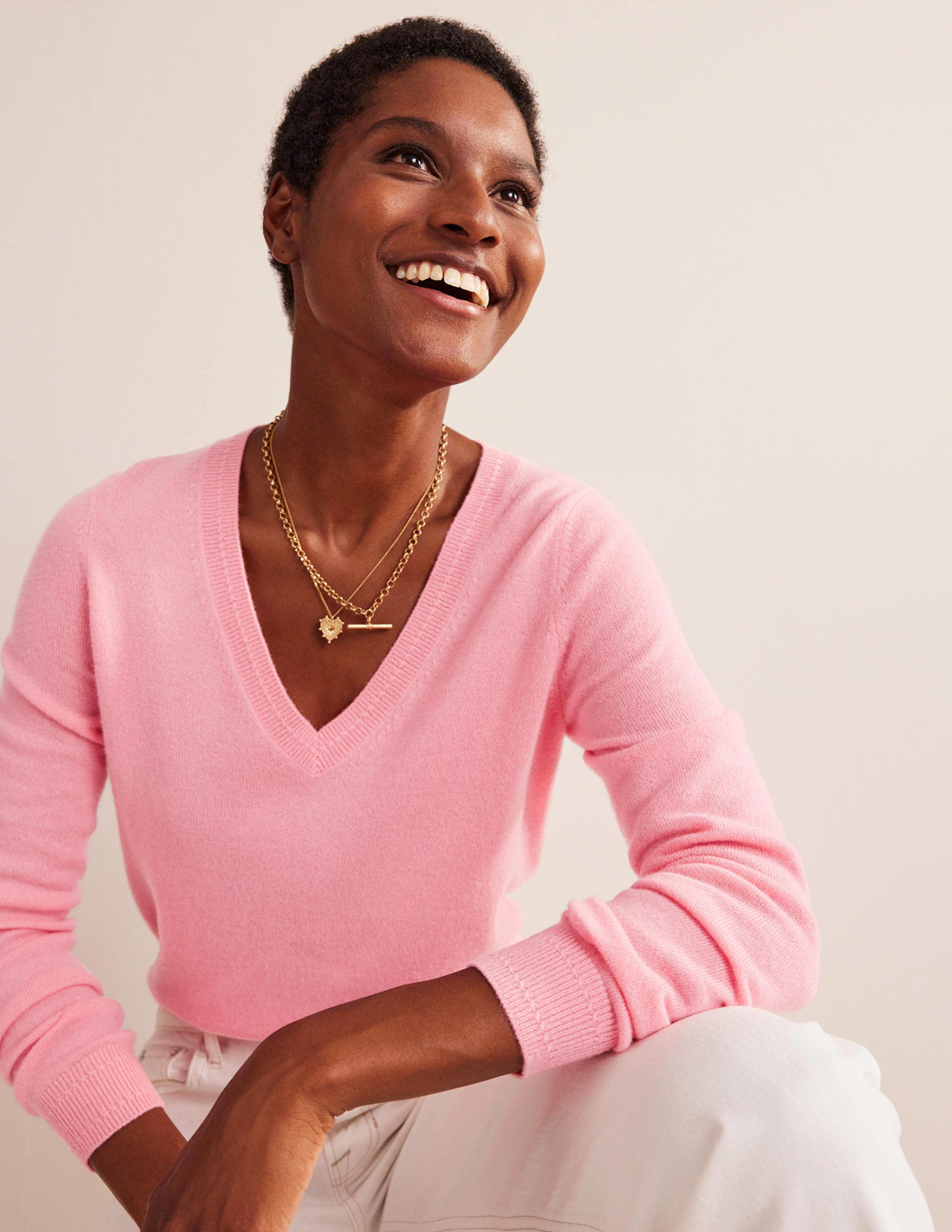Eva Kaschmirpullover mit V-Ausschnitt-Azalee - Image 4