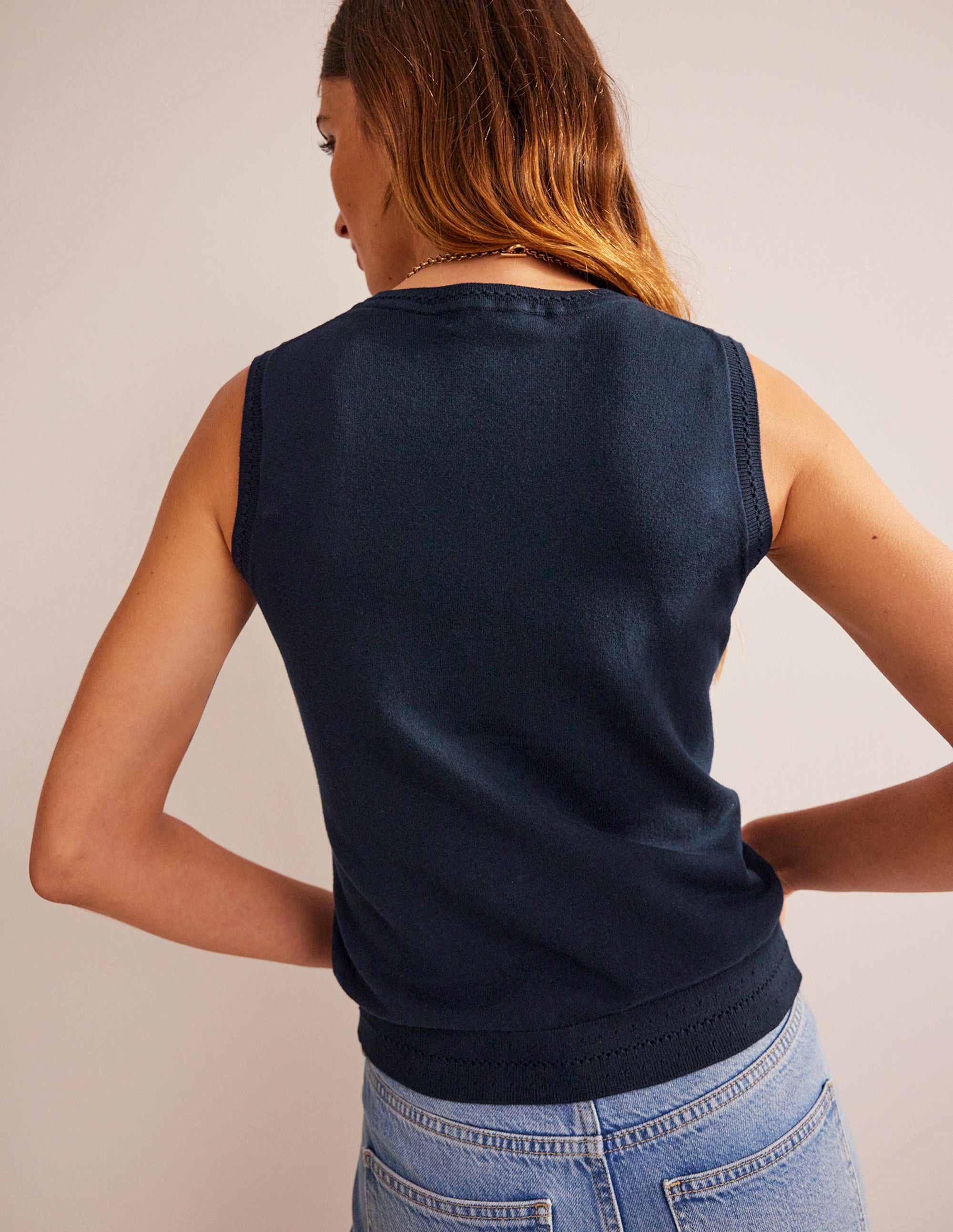 Catriona Baumwoll-Top mit V-Ausschnitt-Marineblau - Image 3