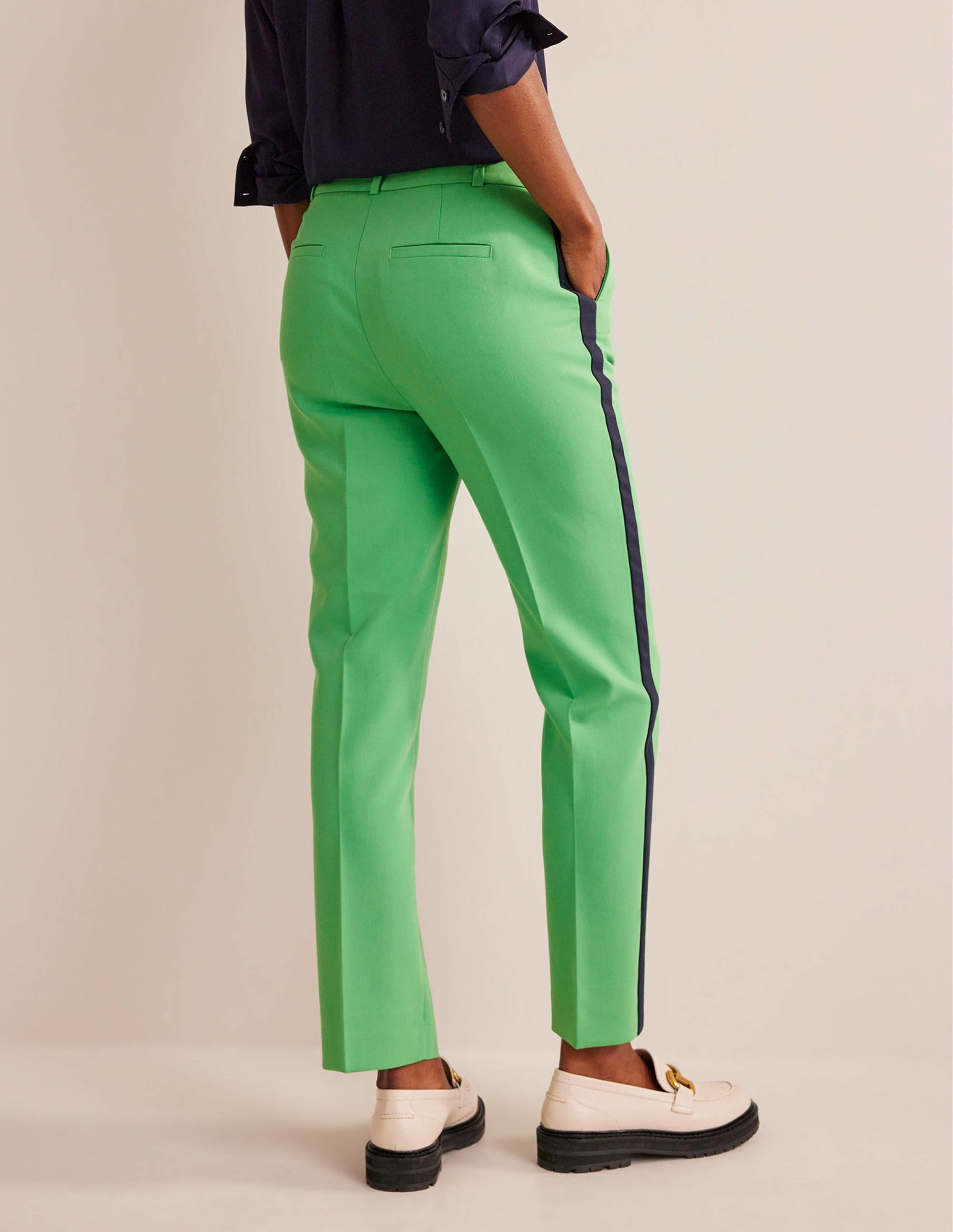 Pantalon Kew rayé sur les côtés-Vert vif à rayures latérales - Image 3