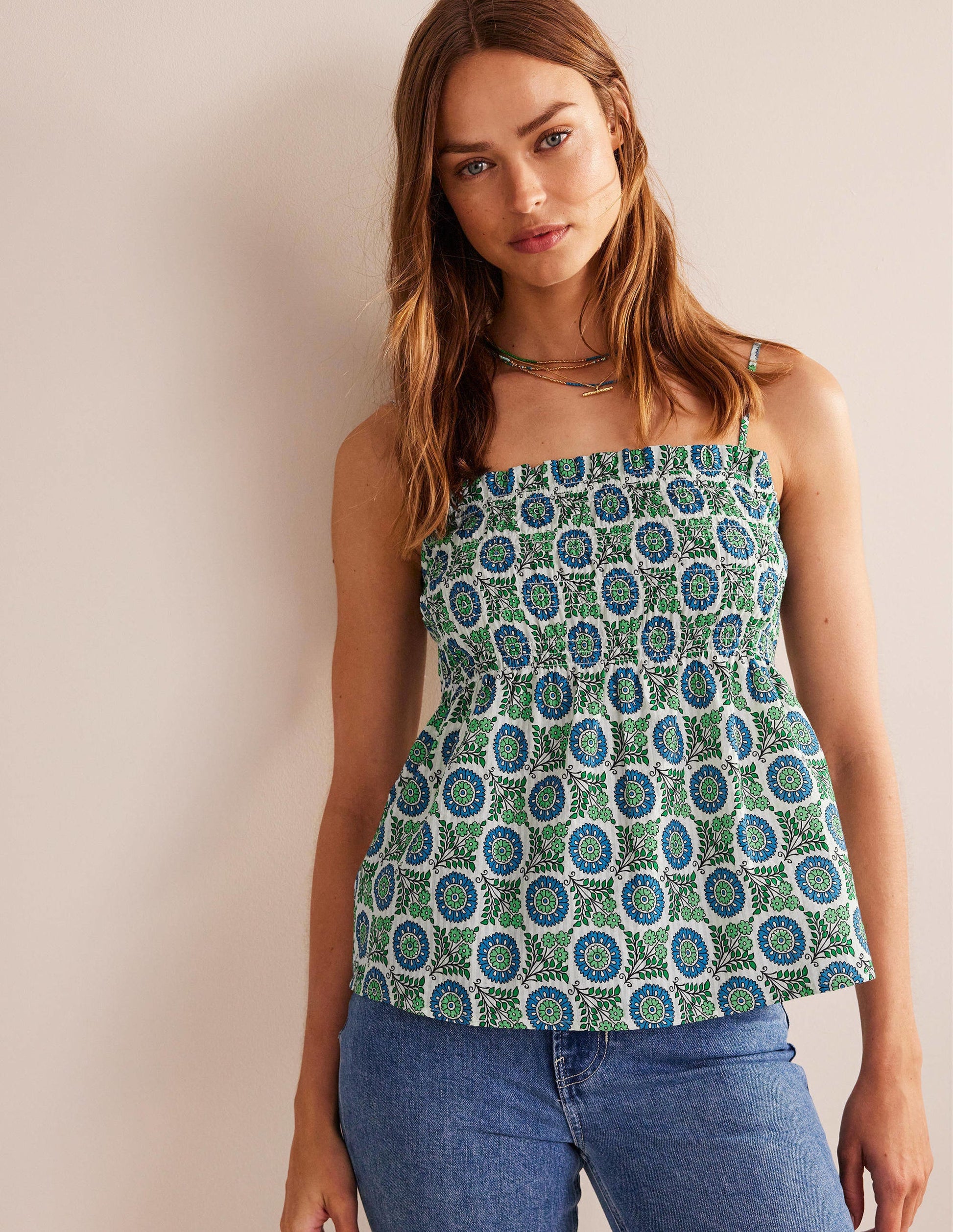 Caraco à smocks-Bleu égéen, motif Sunflower Sprig-1