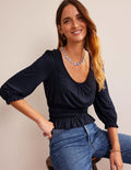 Gesmoktes Jersey-Oberteil mit Schößchen-Marineblau