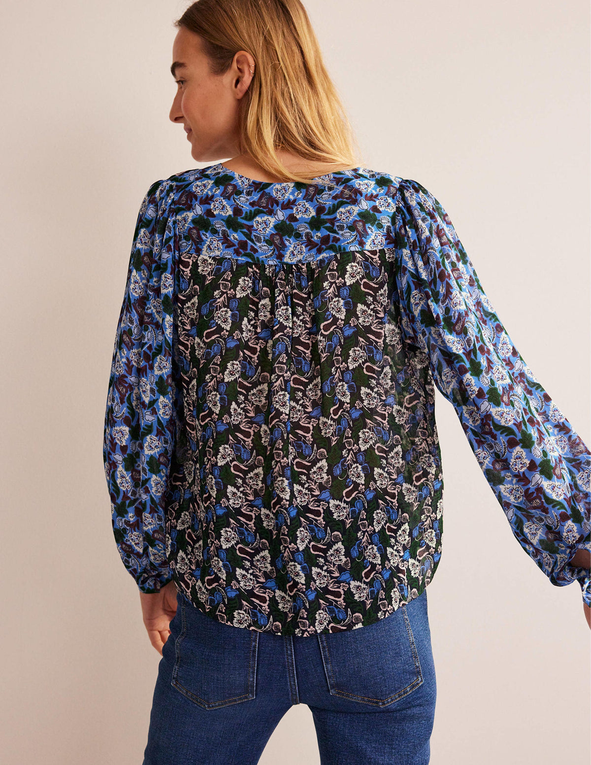Hübsche Bluse mit V-Ausschnitt-Bunt, Tulpe - Image 3