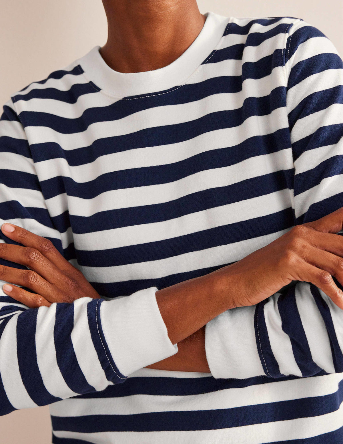 Kastenförmiges Sweatshirt aus tiefem Rippstrick-Französisches Marineblau/Naturweiß Gestreift - Image 2