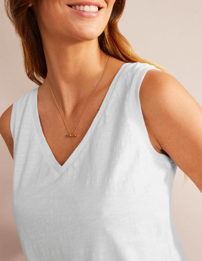 Regular V-neck Slub Vest-White-2
