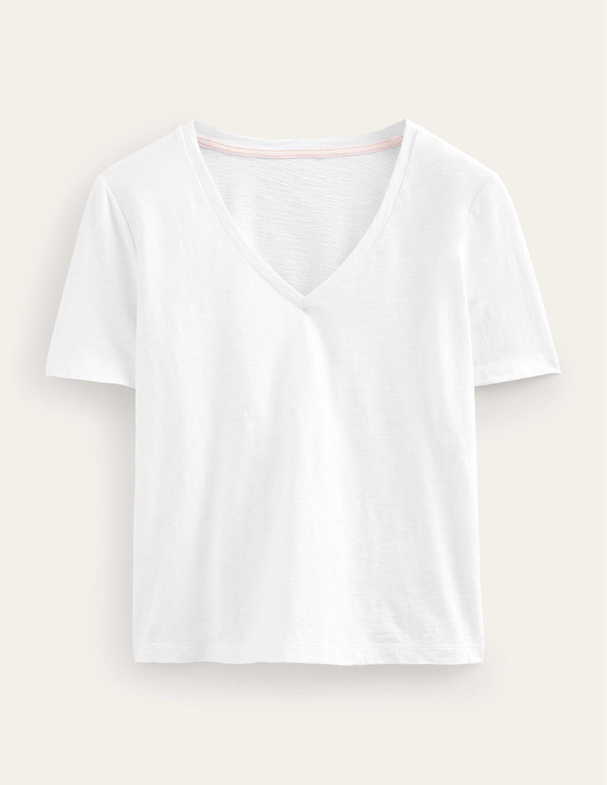 Flammgarn-T-Shirt mit V-Ausschnitt und normaler Passform-Weiß - Image 5