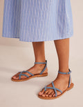 Sandales plates simples-Daim bleu caporal