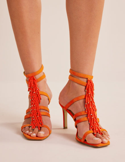 Absatzsandalen mit Perlen-Blutorange