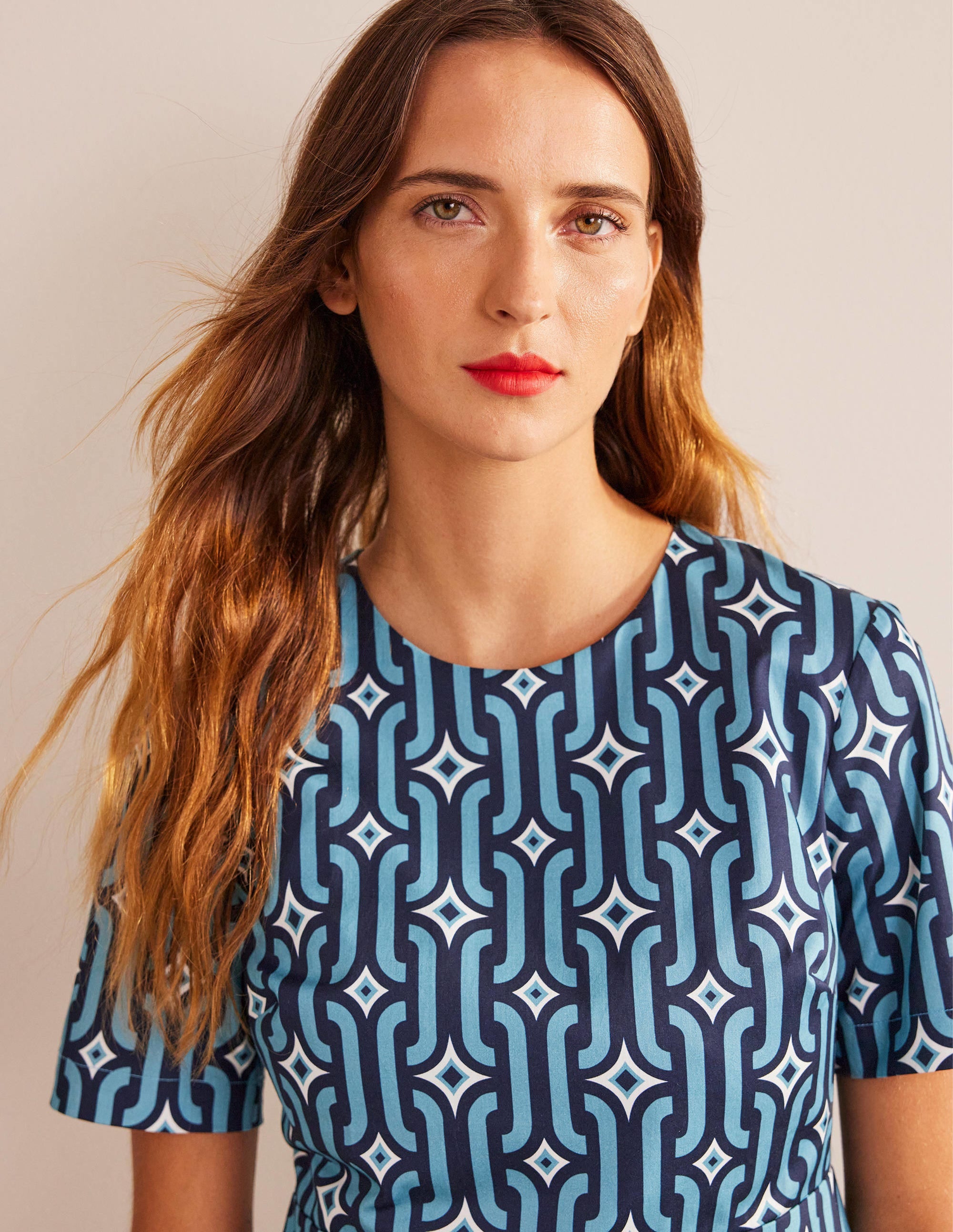 Mini-robe fourreau en coton-Bleu pied-d'alouette, motif Azure Geo - Image 2