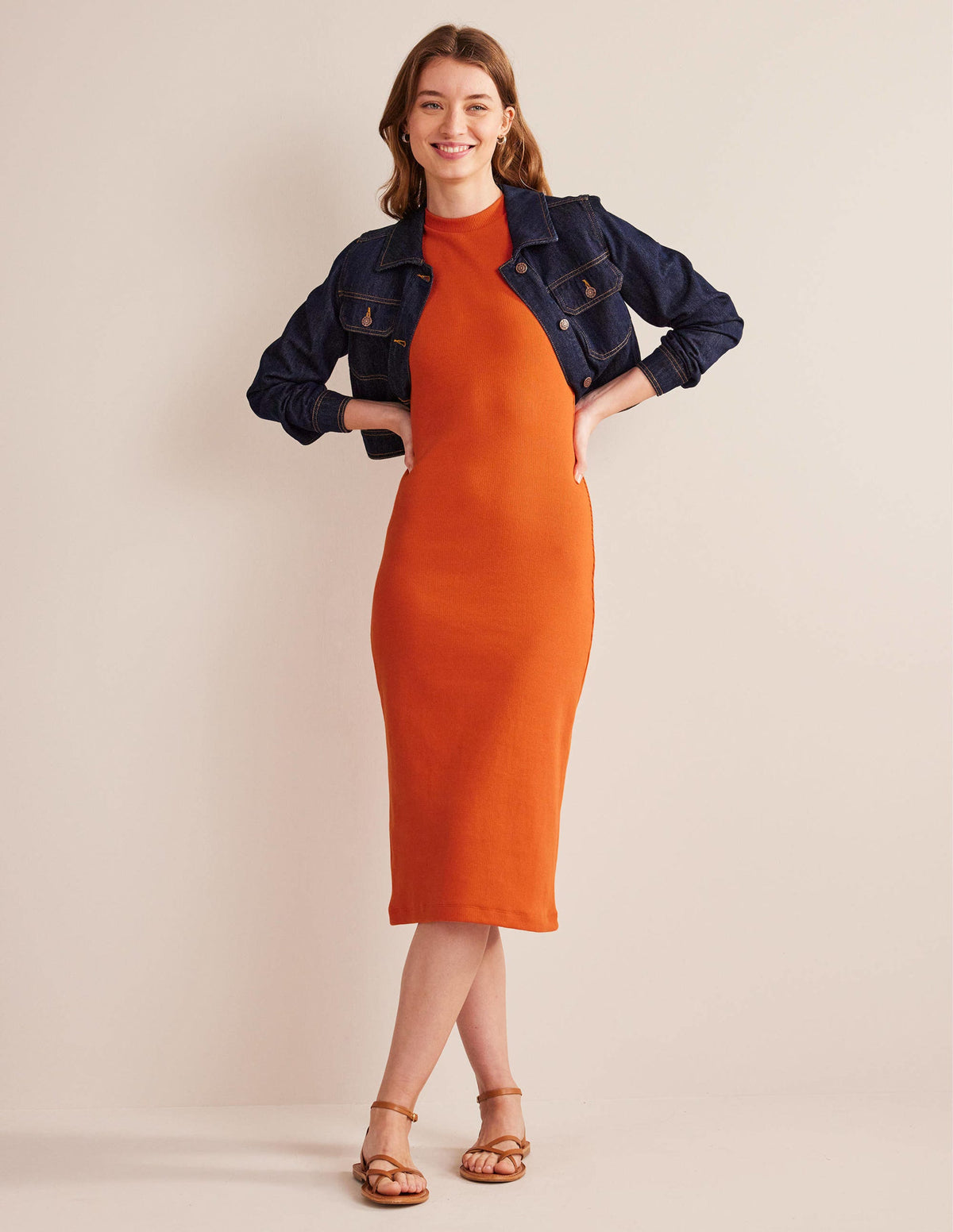 Rippstrick-Midikleid aus Jersey mit Racer-Ausschnitt-Kumquatorange-4