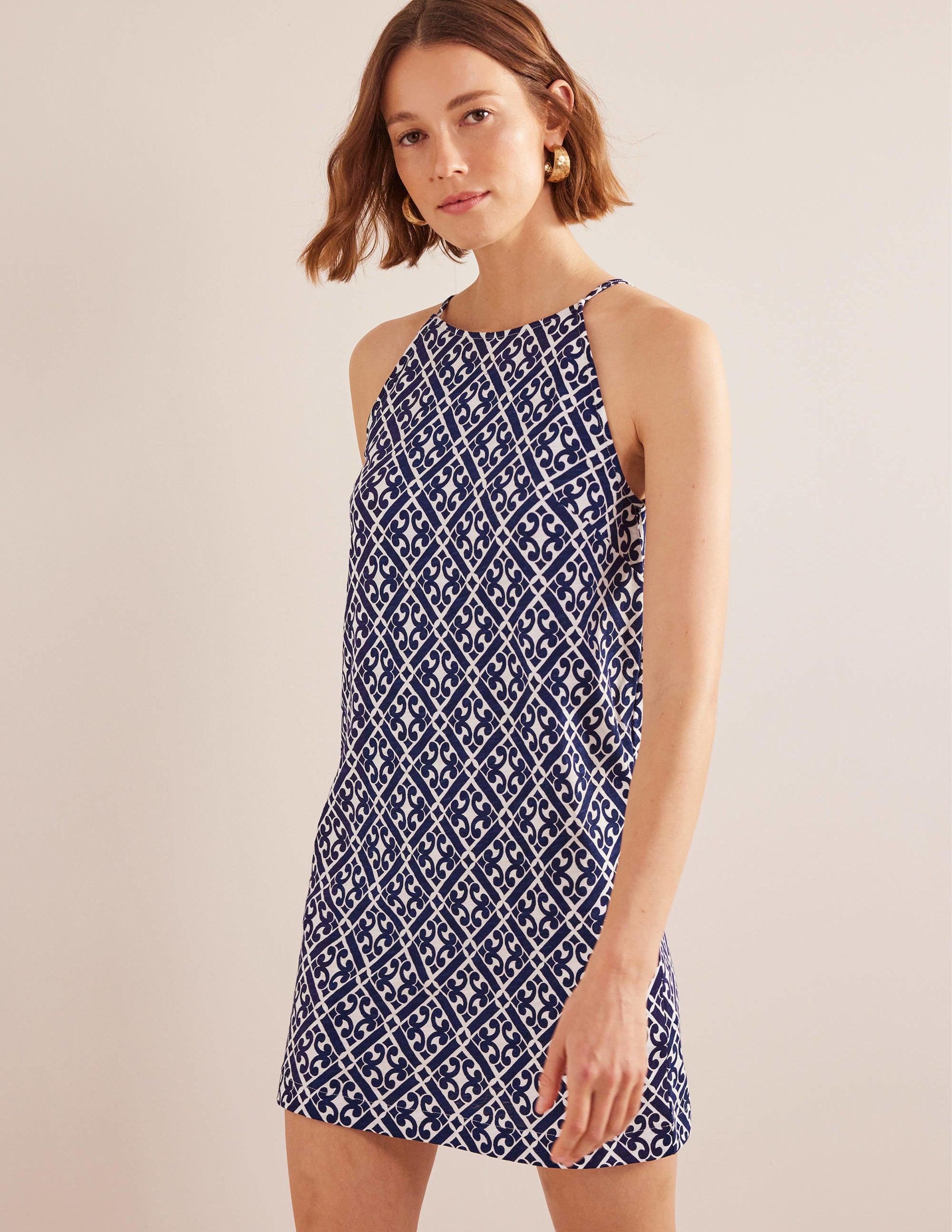 Jersey-Minikleid mit Racer-Ausschnitt-Berliner Blau, Geometrisches Muster - Image 4
