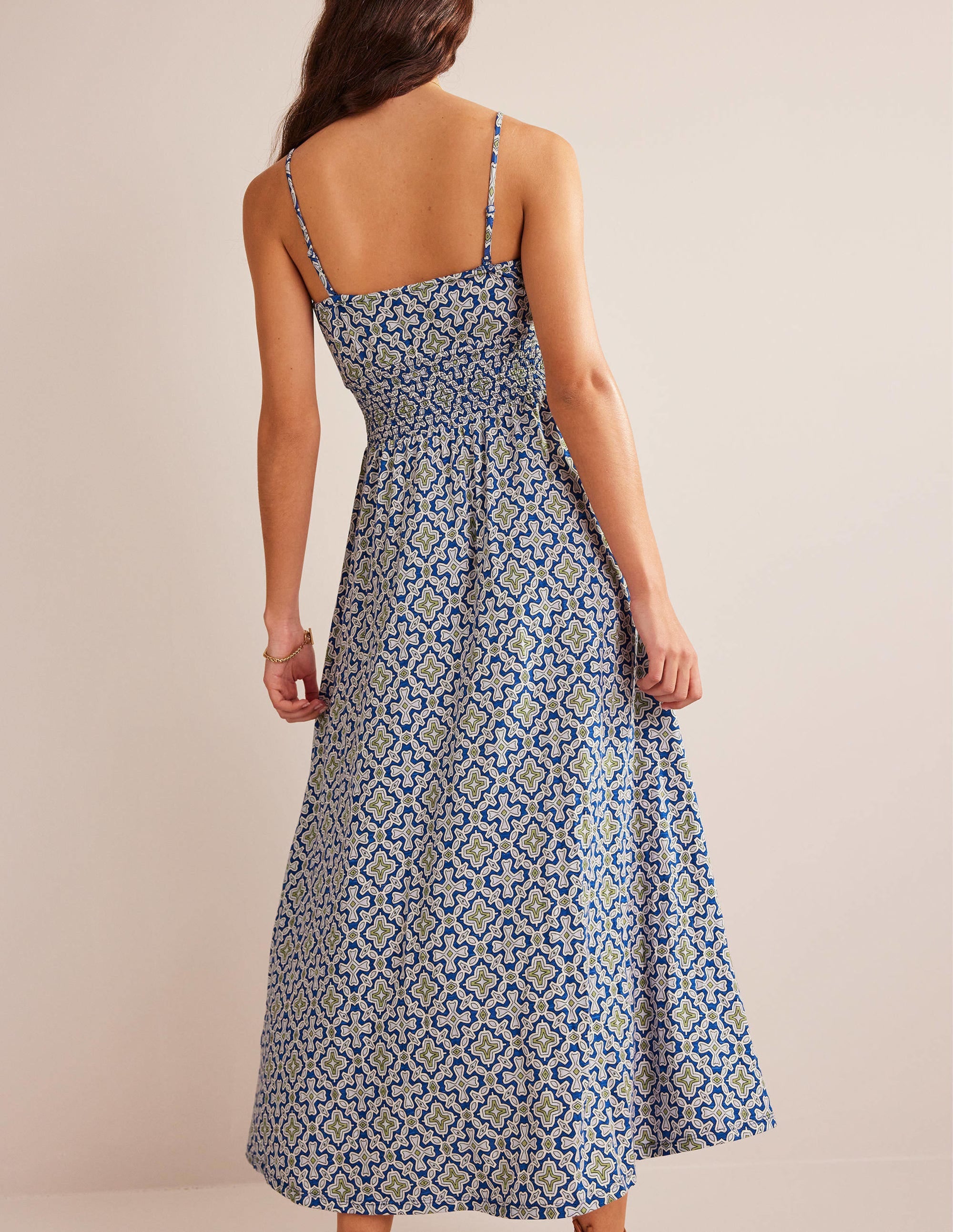 Robe midi torsadée sur le devant en jersey-Bleu héron, motif Flora Tile - Image 3