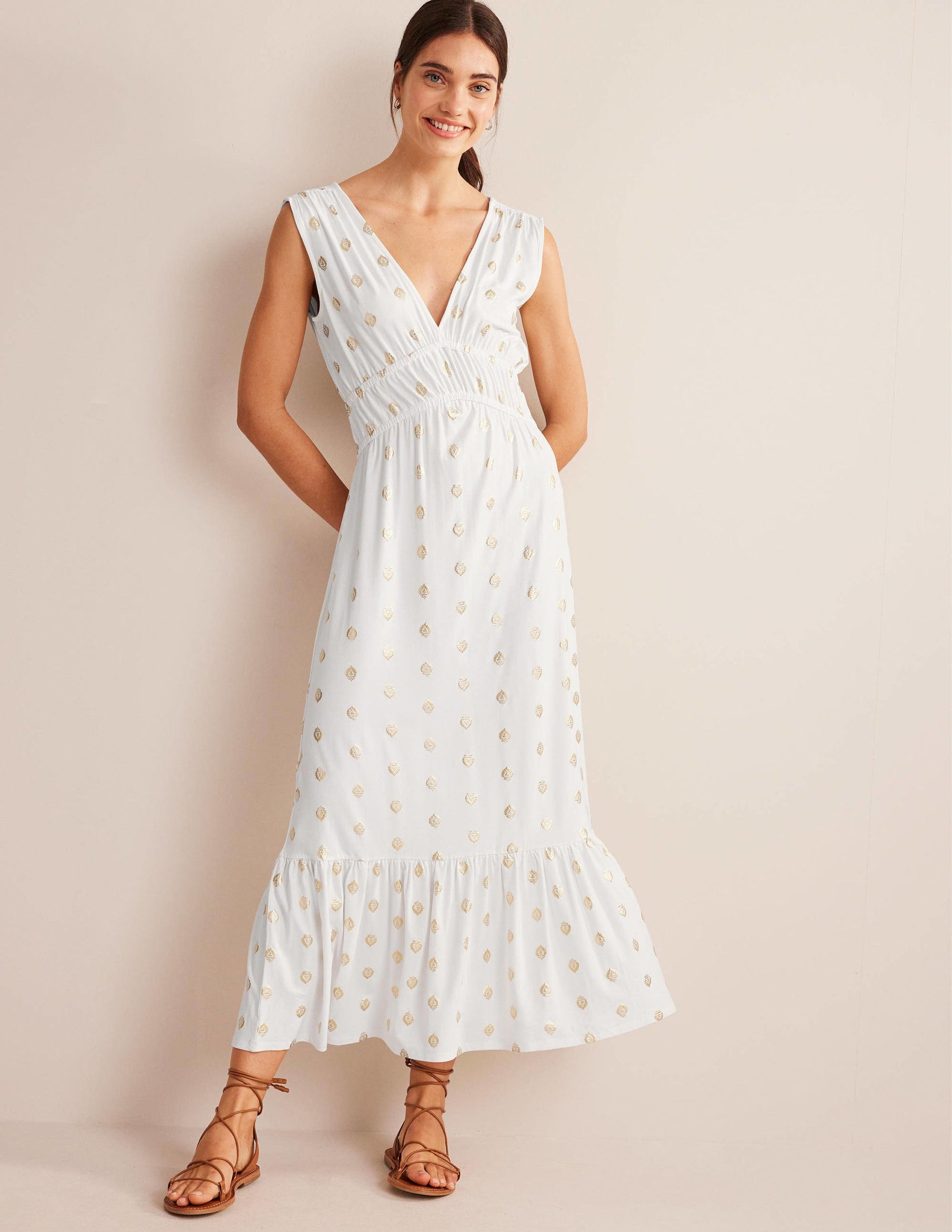 Robe longue en jersey à smocks-Blanc, motif Tranquil Leaf-1
