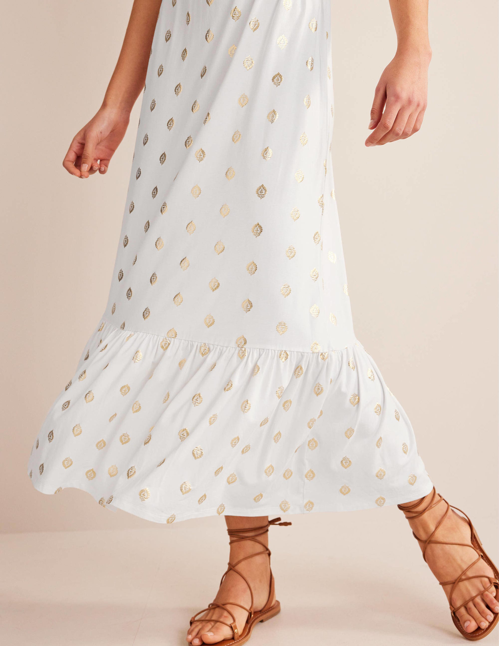Robe longue en jersey à smocks-Blanc, motif Tranquil Leaf - Image 4