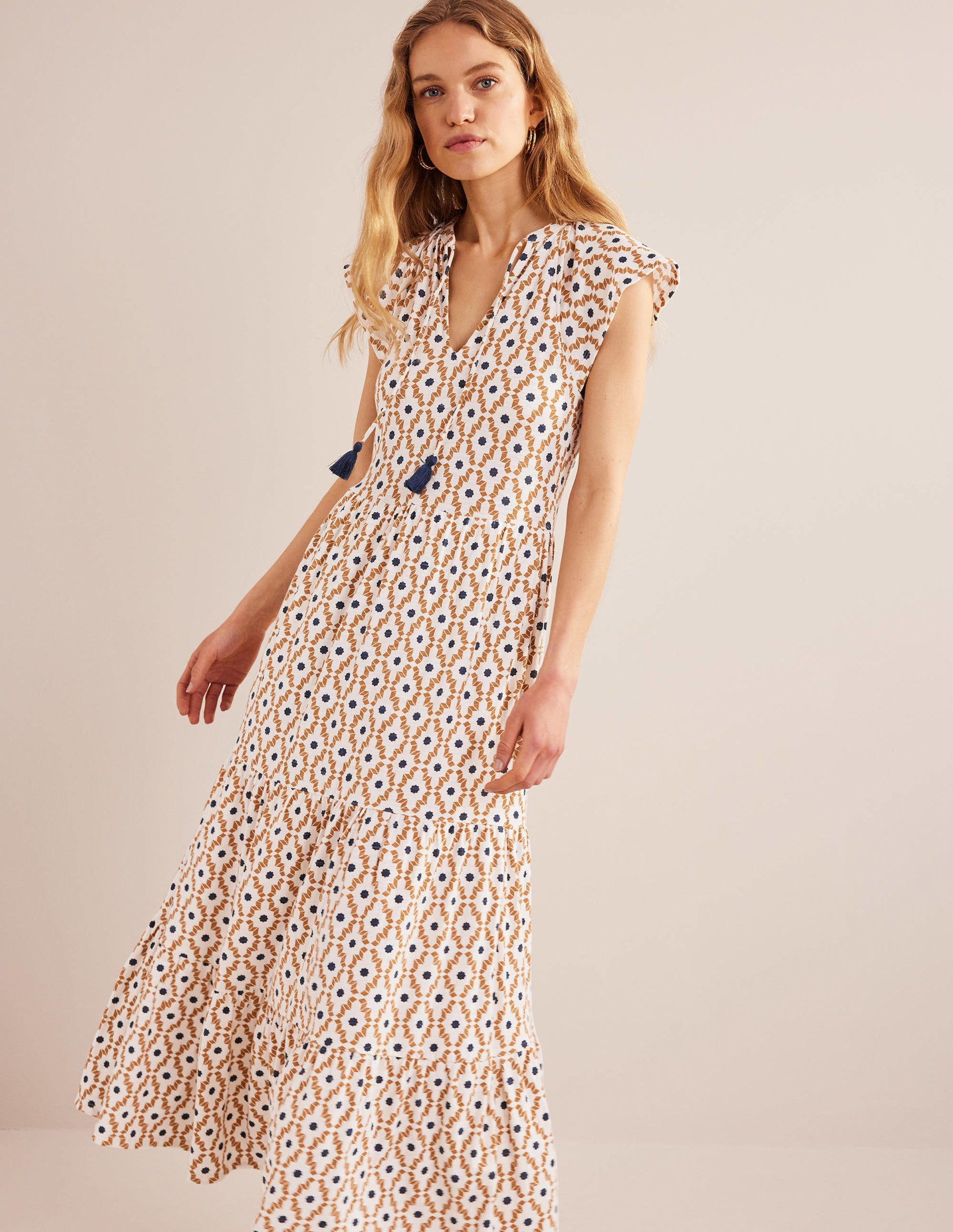 Gestuftes Jersey-Midikleid-Hellgelb, Geometrisches Diamantmuster-1
