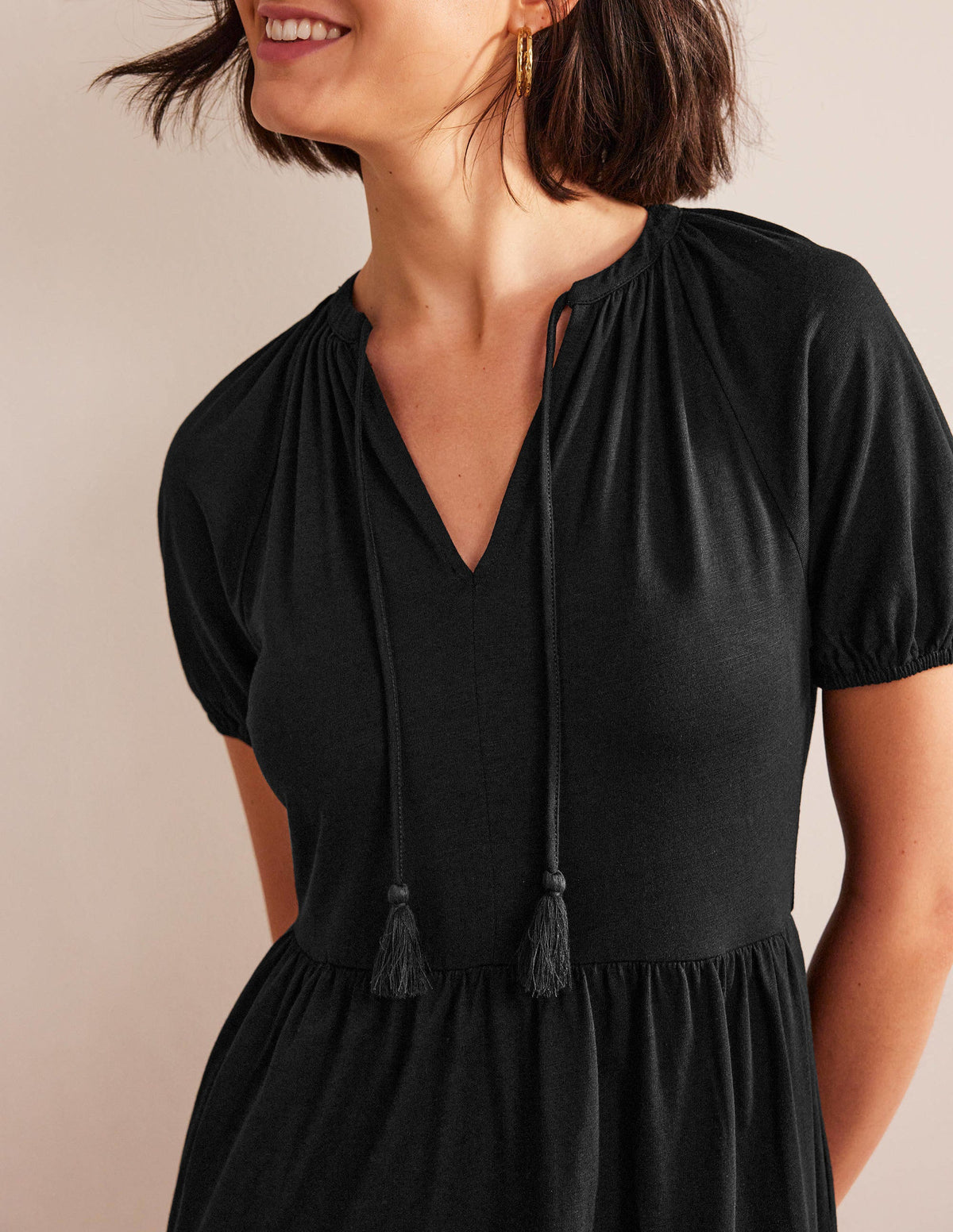 Jersey-Minikleid mit kurzen Ärmeln-Schwarz-2