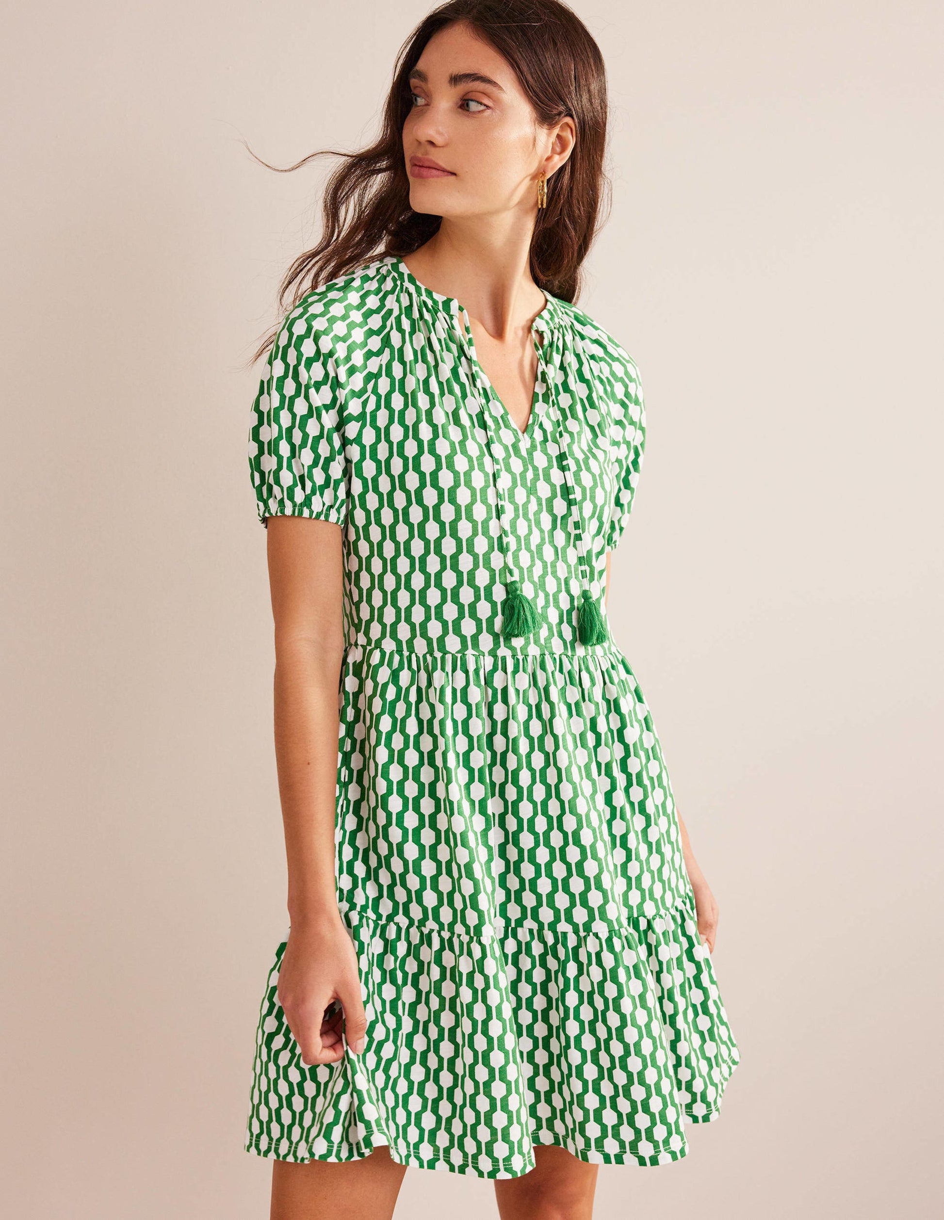 Jersey-Minikleid mit kurzen Ärmeln-Sattes Grün, Geometrisches Muster-4