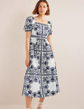 Midikleid mit eckigem Ausschnitt-Französisches Marineblau, Röschen