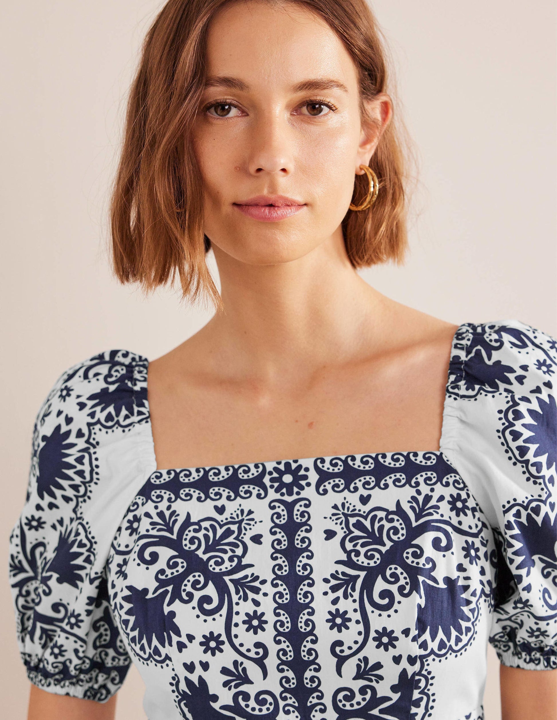 Midikleid mit eckigem Ausschnitt-Französisches Marineblau, Röschen-2