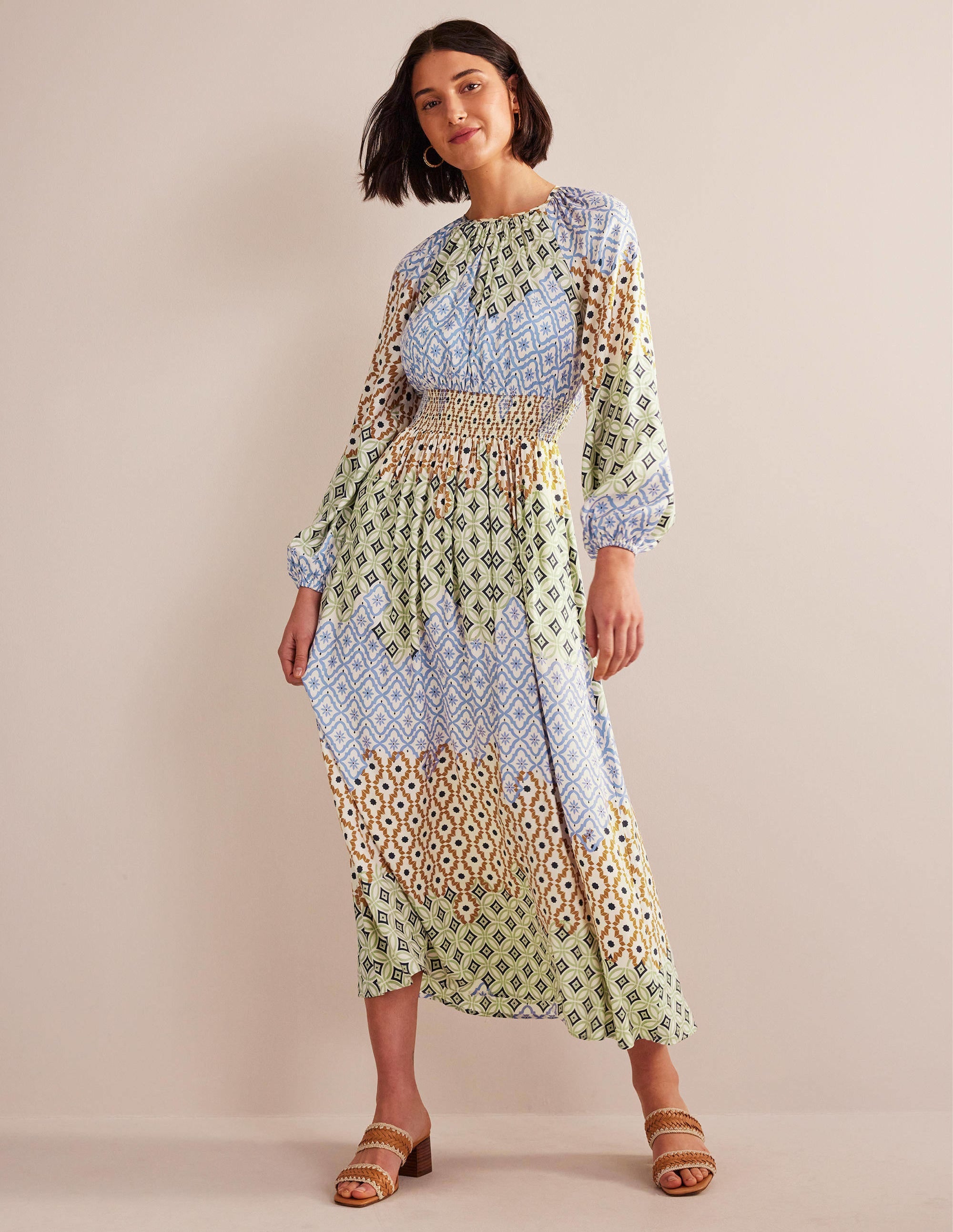 Robe longue à manches raglan et taille smockée-Multi, motif Geo Trance - Image 1