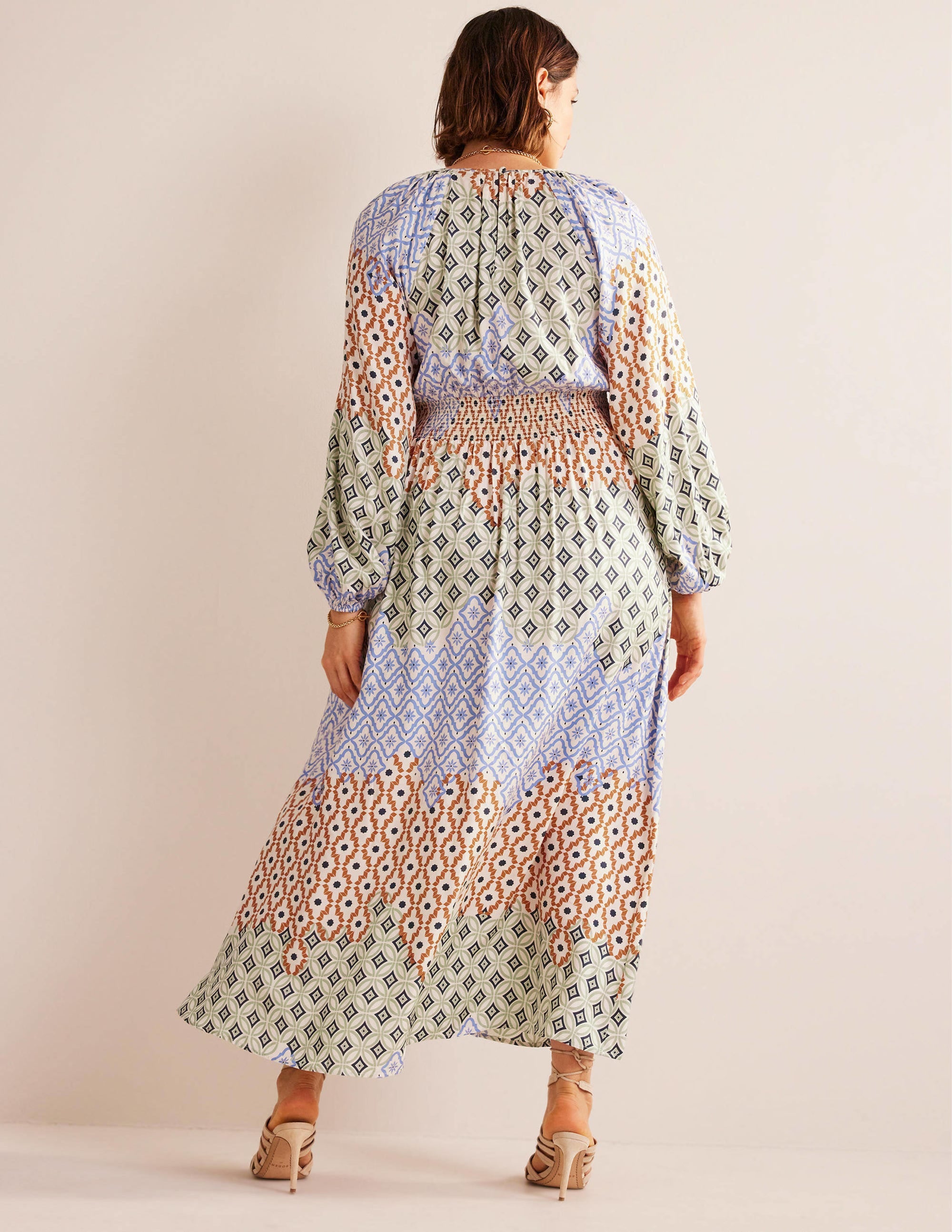 Robe longue à manches raglan et taille smockée-Multi, motif Geo Trance - Image 6