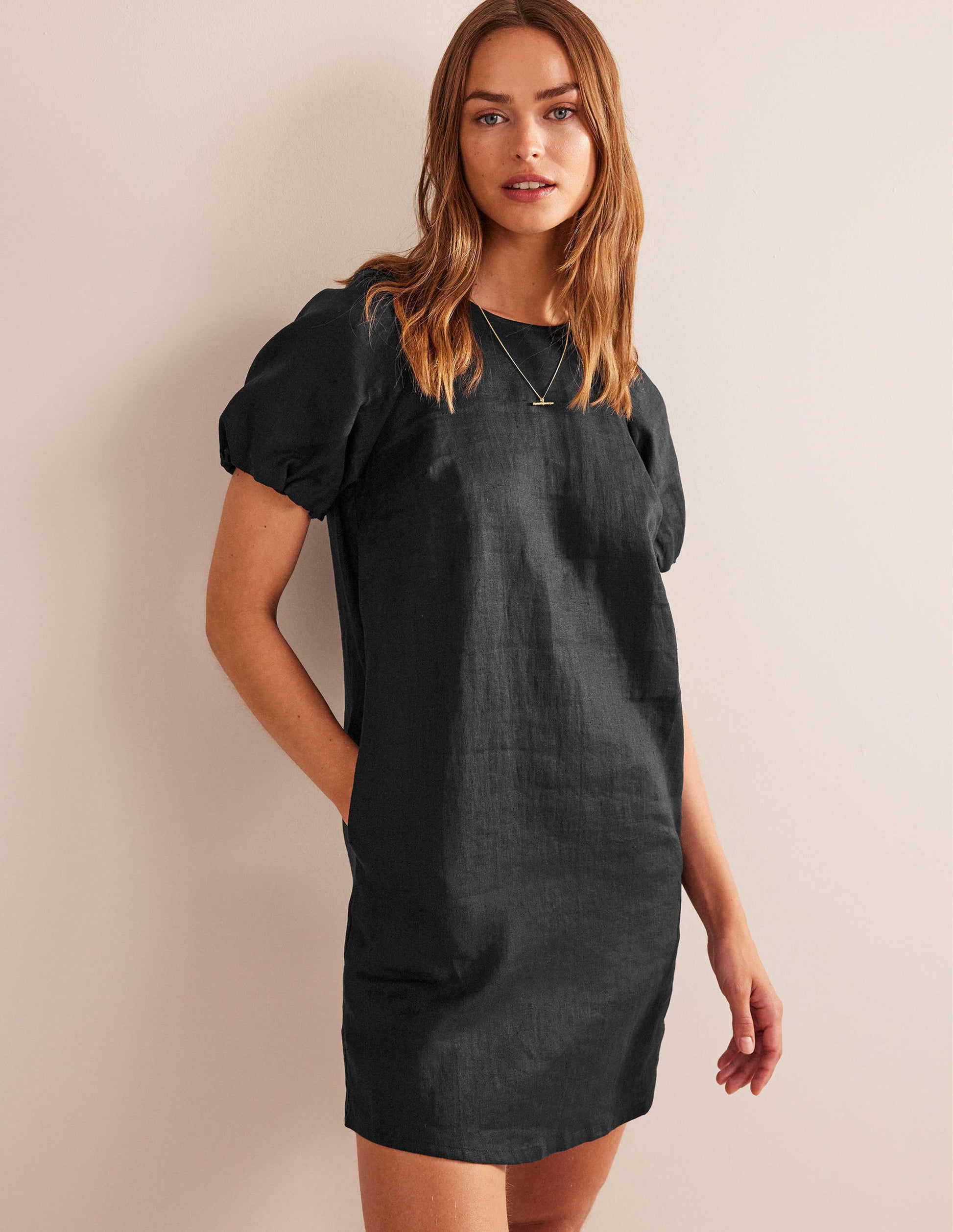 Leinen-Minikleid mit Ärmeldetail-Schwarz-1